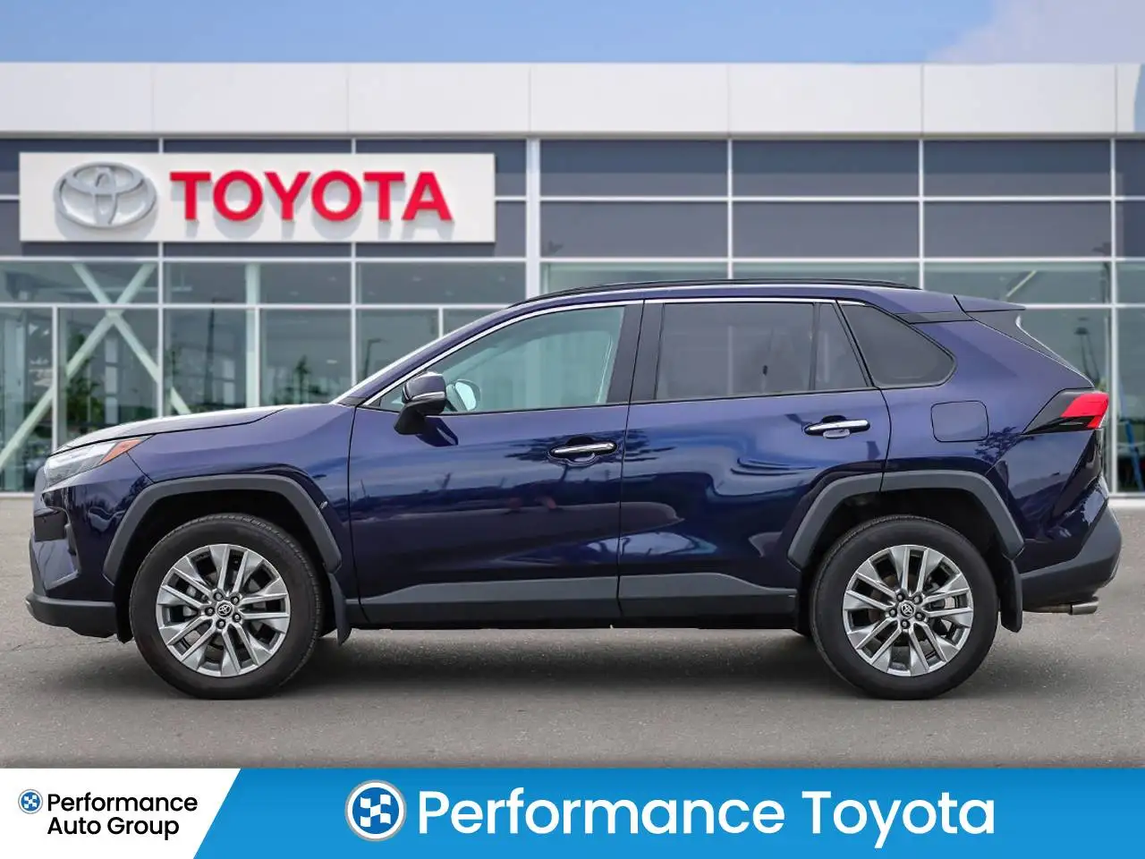 Toyota RAV 4 снимка Toyota RAV 4