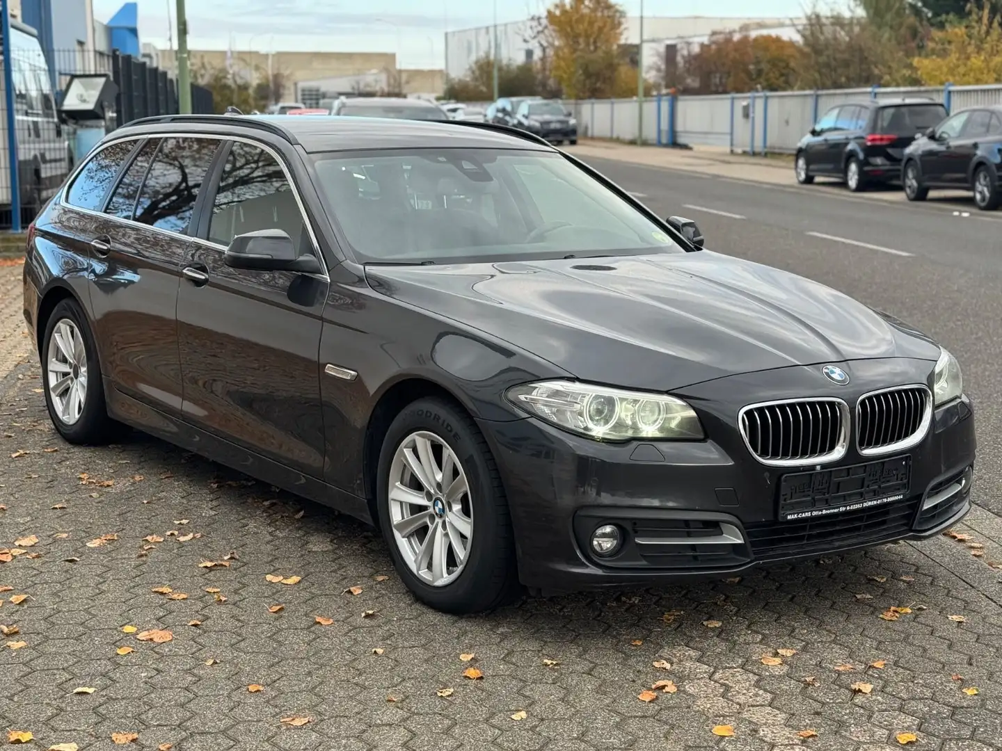 BMW 520 d xDrive/Leder/Klimaa/Kamera/Navi/E6 Grau - 2