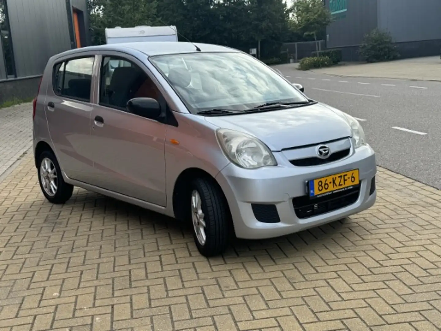 Daihatsu Cuore 1.0 Comfort Airco Grijs - 2
