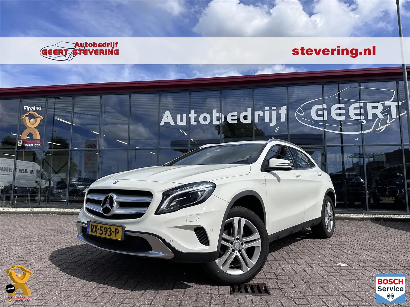 Mercedes-Benz GLA 180 GLA180 1.6 90KW AUT7 Wit - 1