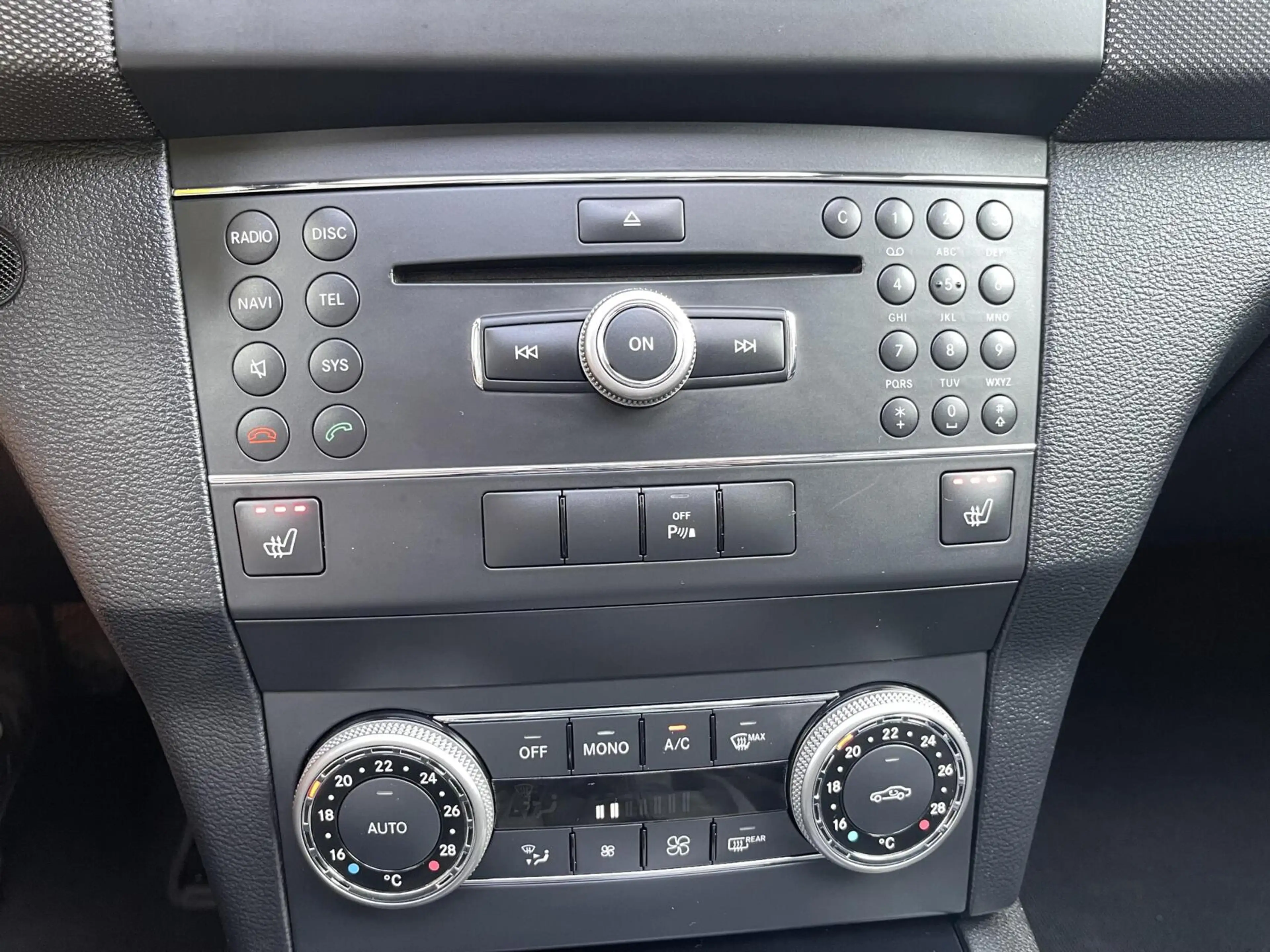 Mercedes-Benz GLK 280 4-Matic PANORAMADAK|TREKHAAK|LEER|STOELVERWARMING| — photo 8