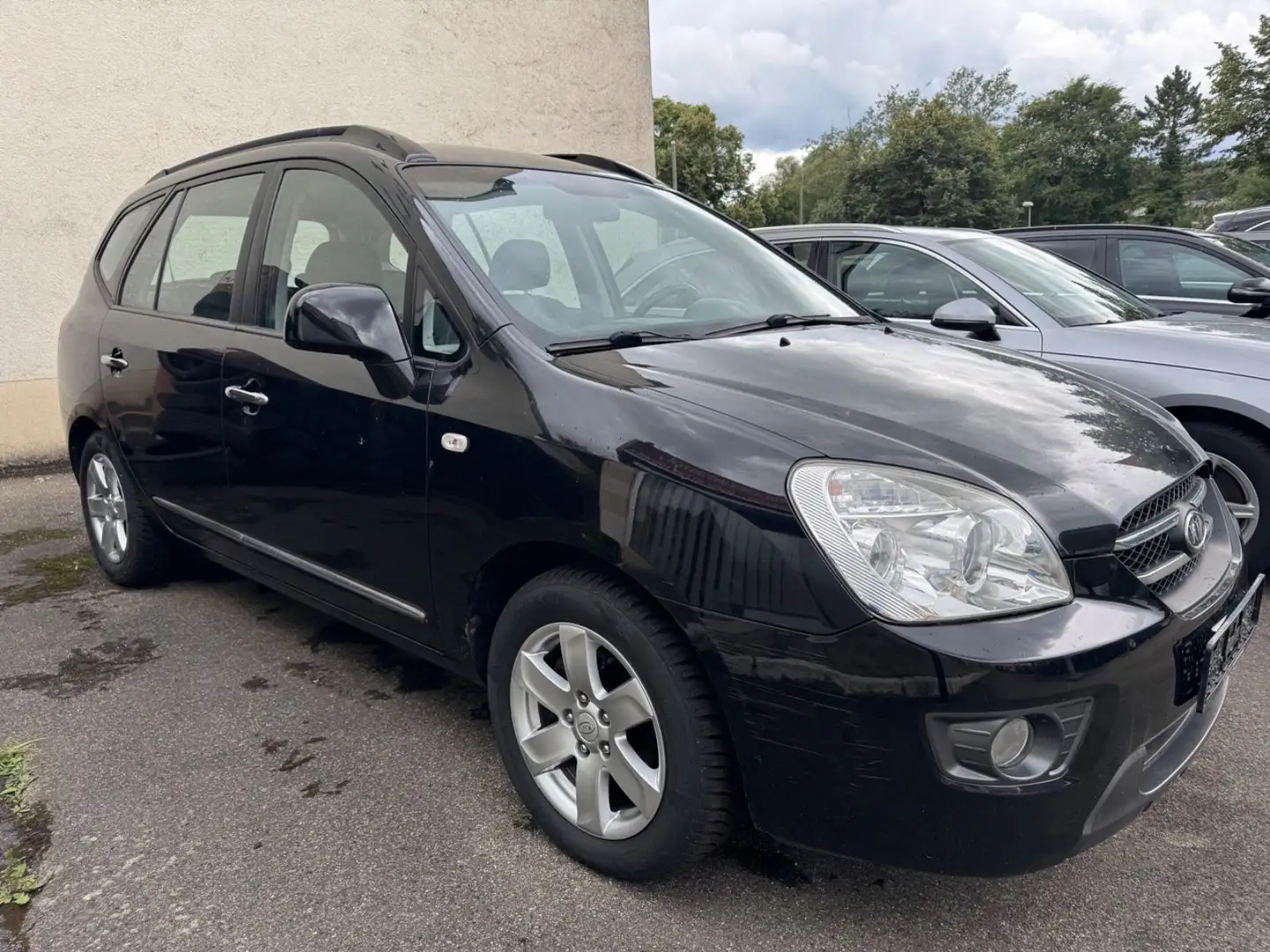 Kia Carens EX 2.0 CRDI*Automatik*Klimaautomatik*Navi Schwarz - 2