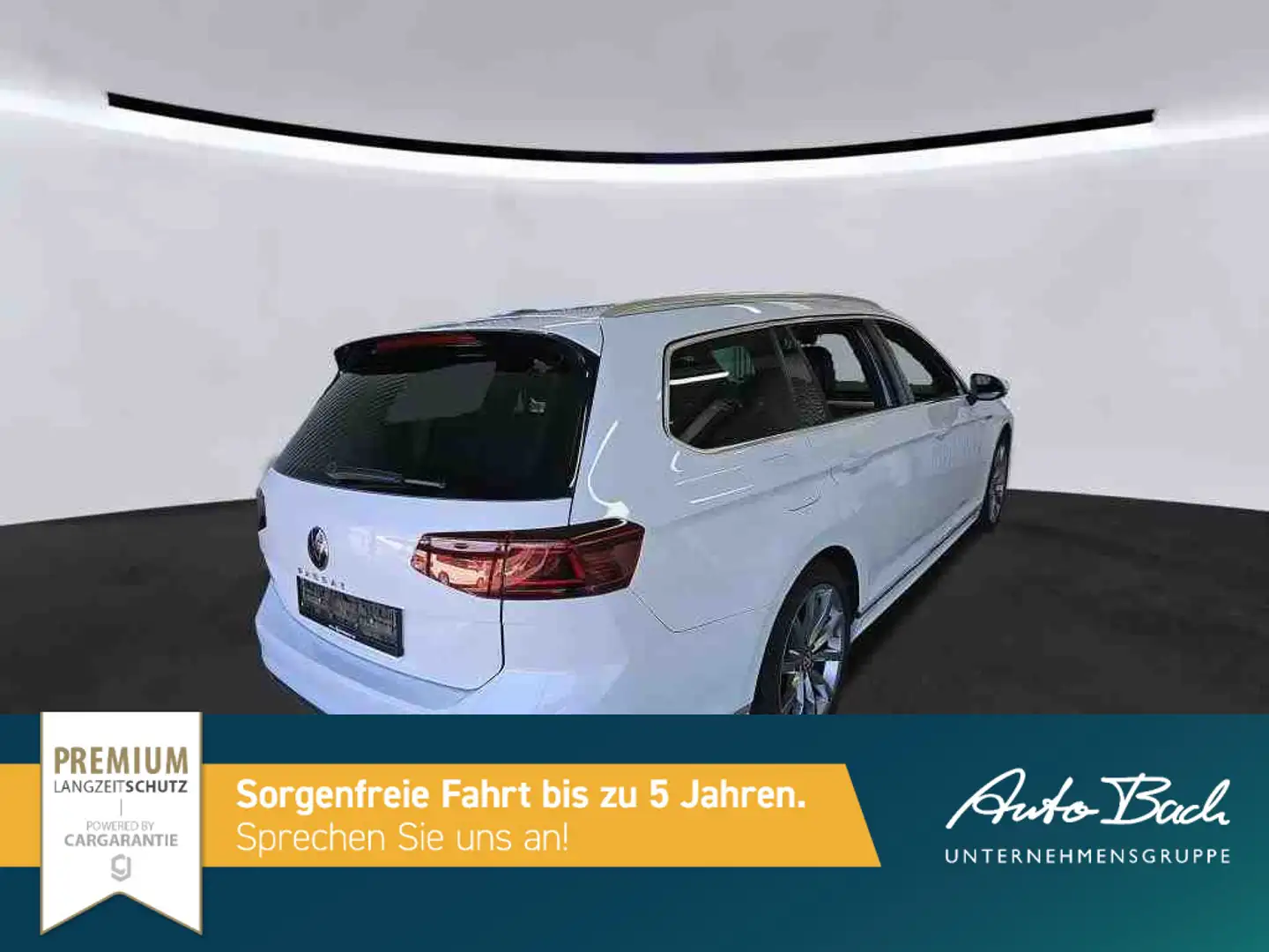 Volkswagen Passat Variant 2.0 TSI DSG Elegance R-Line, Stan Weiß - 2