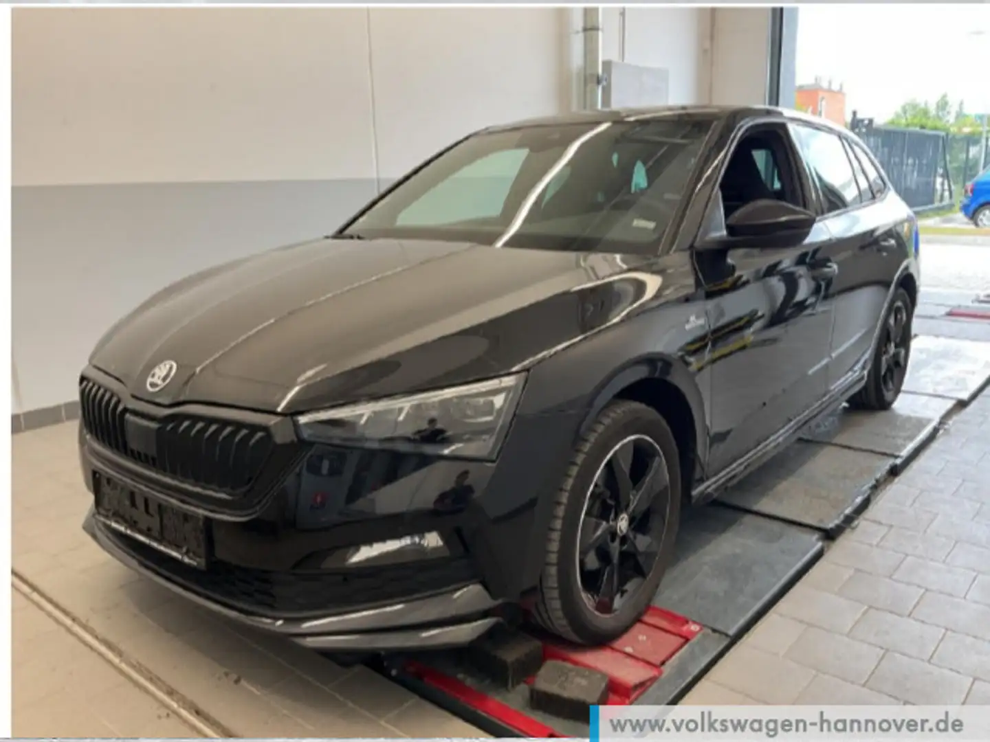 Skoda Scala 1.0 TSI Monte Carlo Pano LED PDC SHZ Schwarz - 1