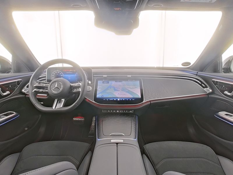 Mercedes-Benz E 400 e 4M *AMG+PANO+AIRMAT+NIGHT+DIGITAL+HAL+20 — photo 6