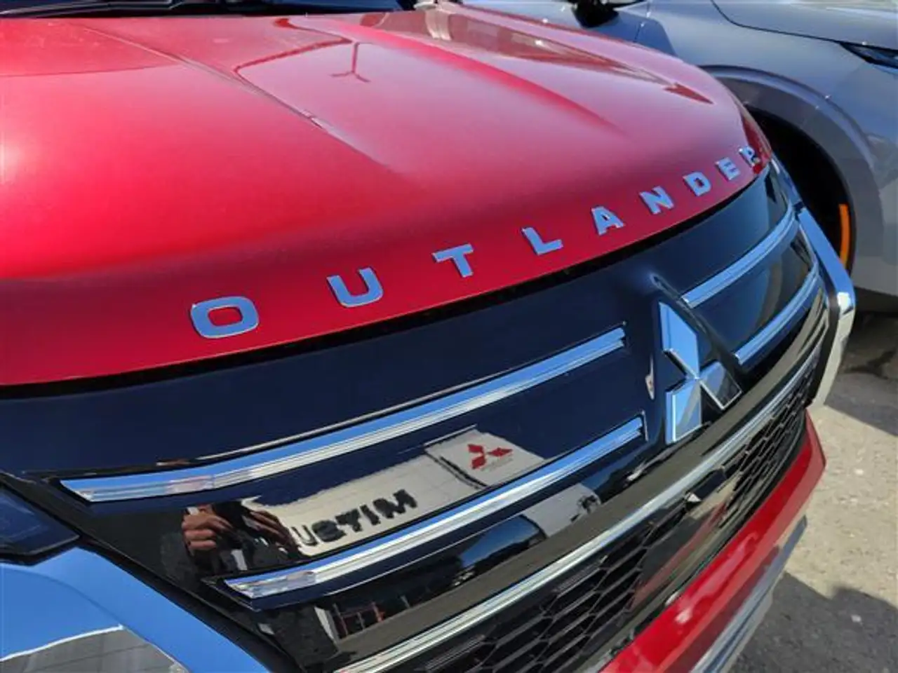 Mitsubishi Outlander снимка Mitsubishi Outlander