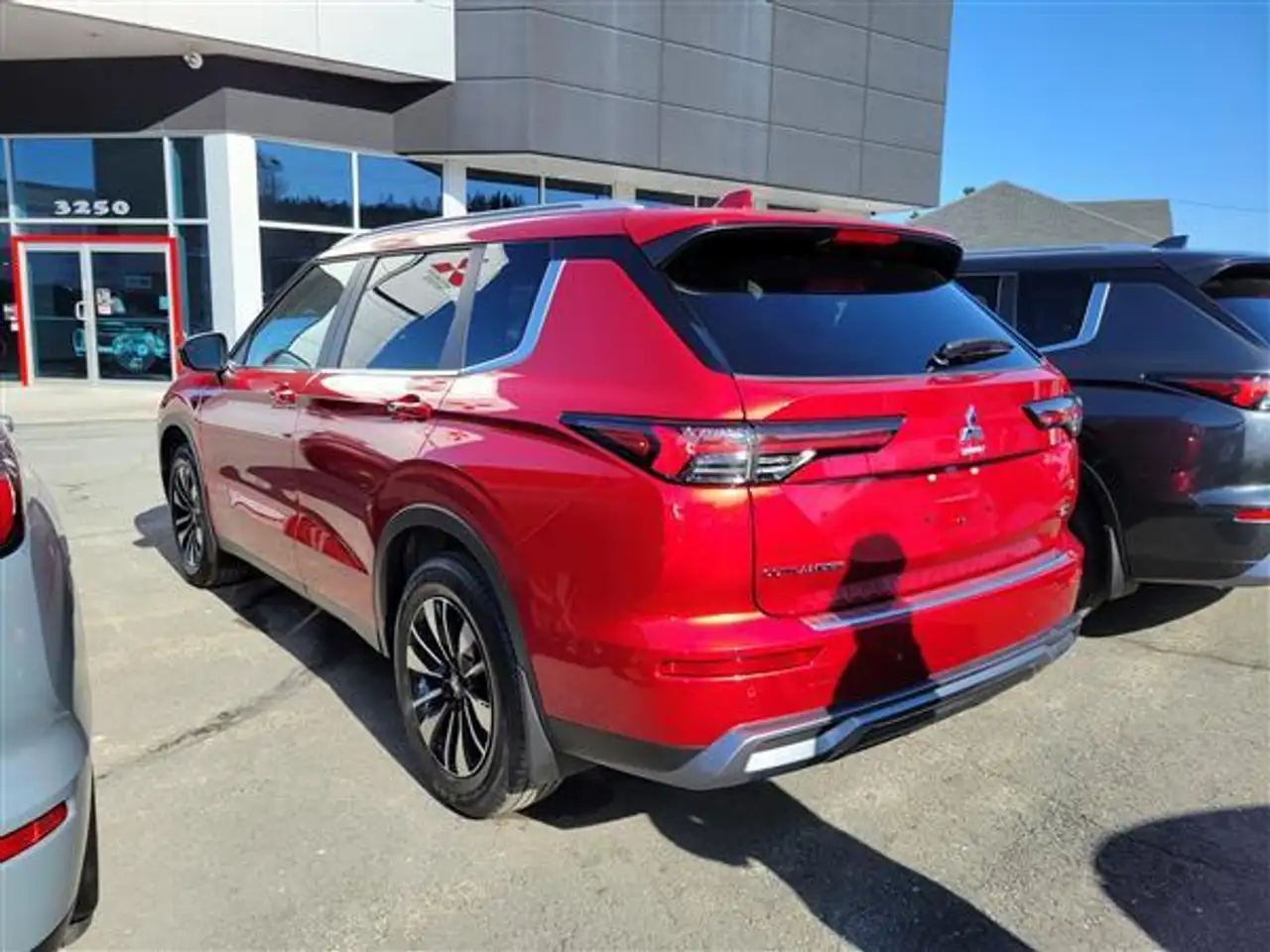 Mitsubishi Outlander снимка Mitsubishi Outlander