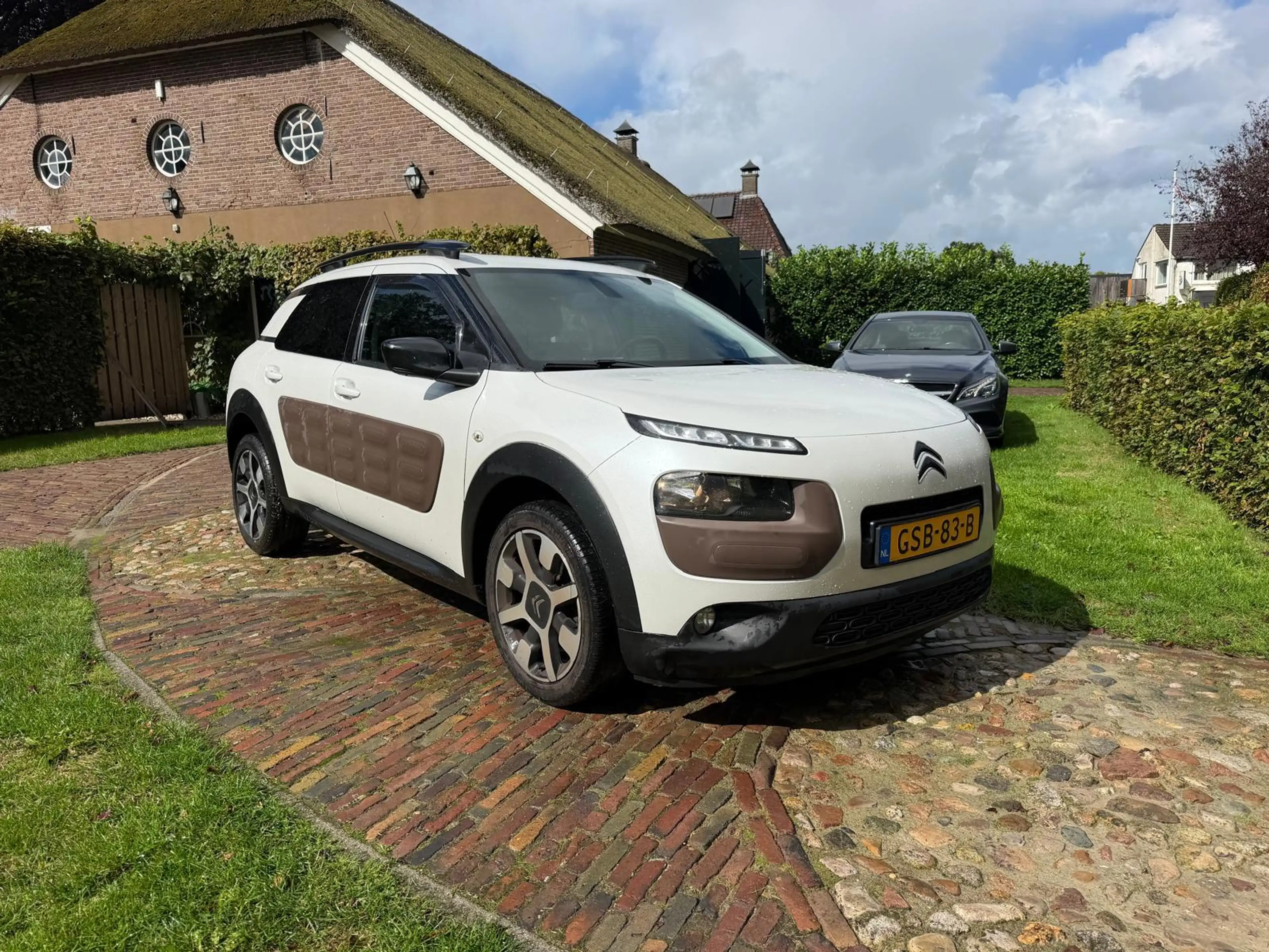 Citroen C4 Cactus 1.2 e-VTi Feel-Navi-Camera-17"-AUTOMAAT- — photo 7