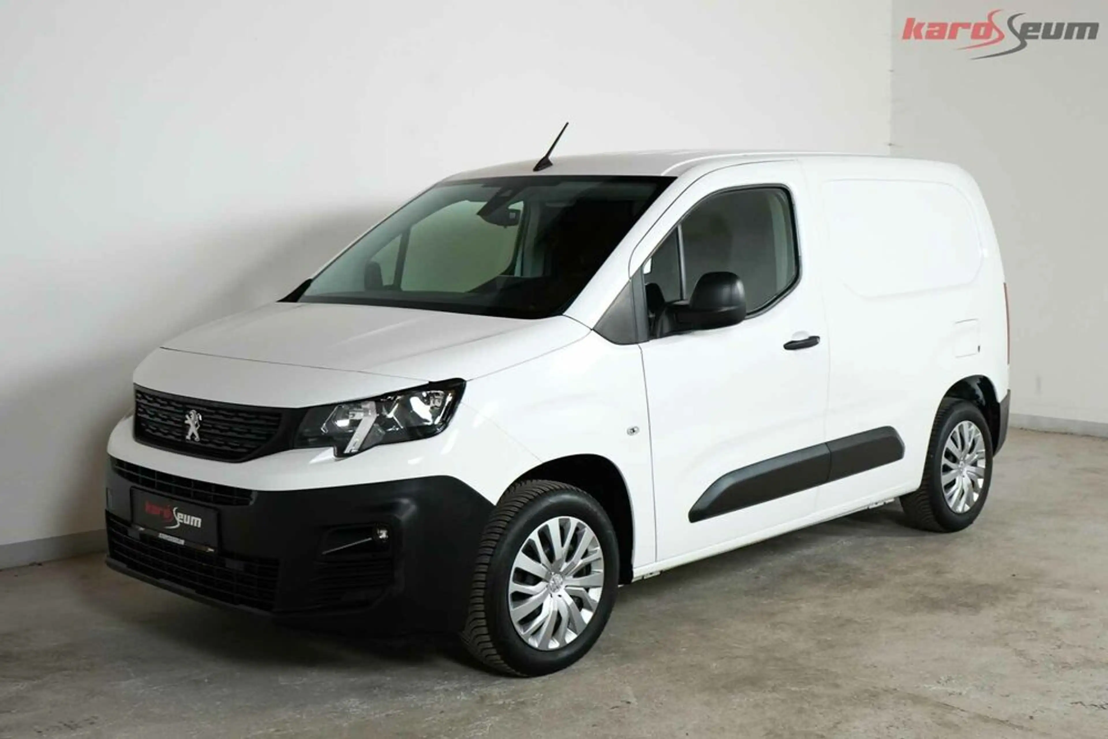 Peugeot Partner Premium L1 | GEWERBEFAVORIT | AHK — photo 9