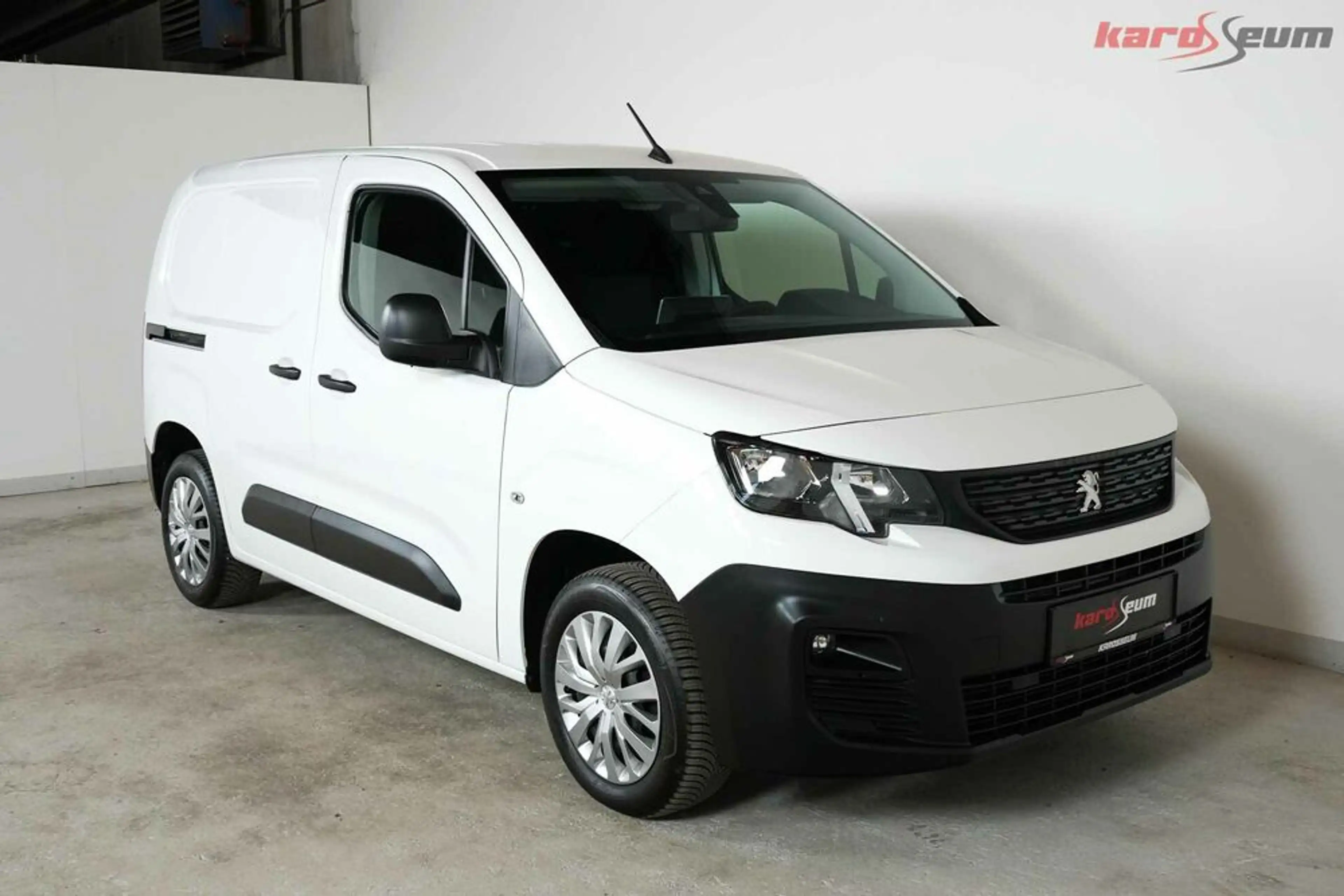 Peugeot Partner Premium L1 | GEWERBEFAVORIT | AHK — photo 3
