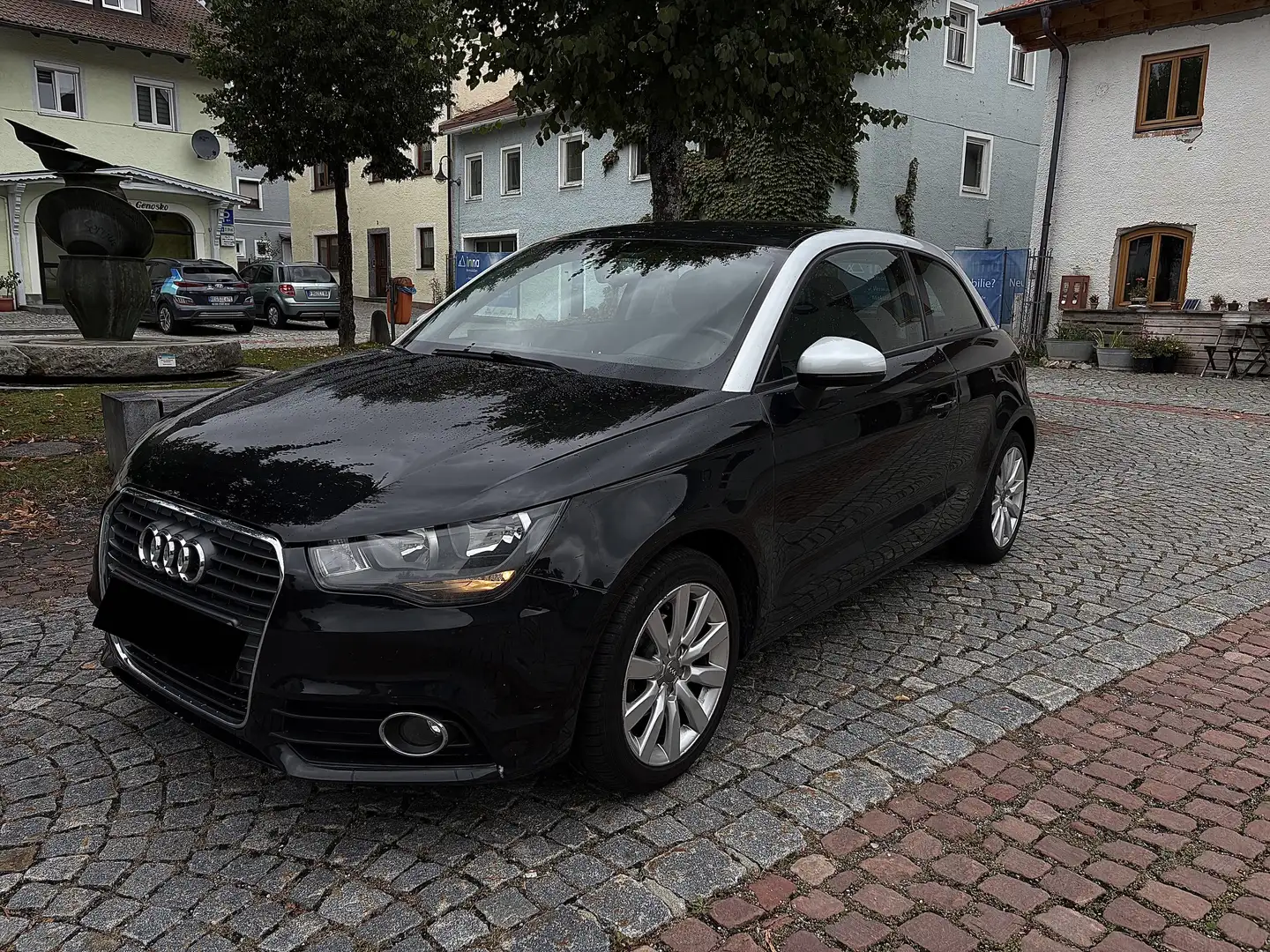 Audi A1 1.6 TDI Ambition - 1