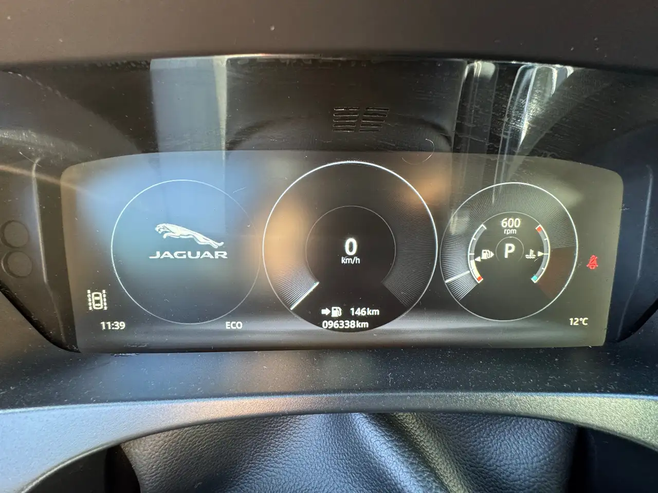 Jaguar F-Pace снимка Jaguar F-Pace