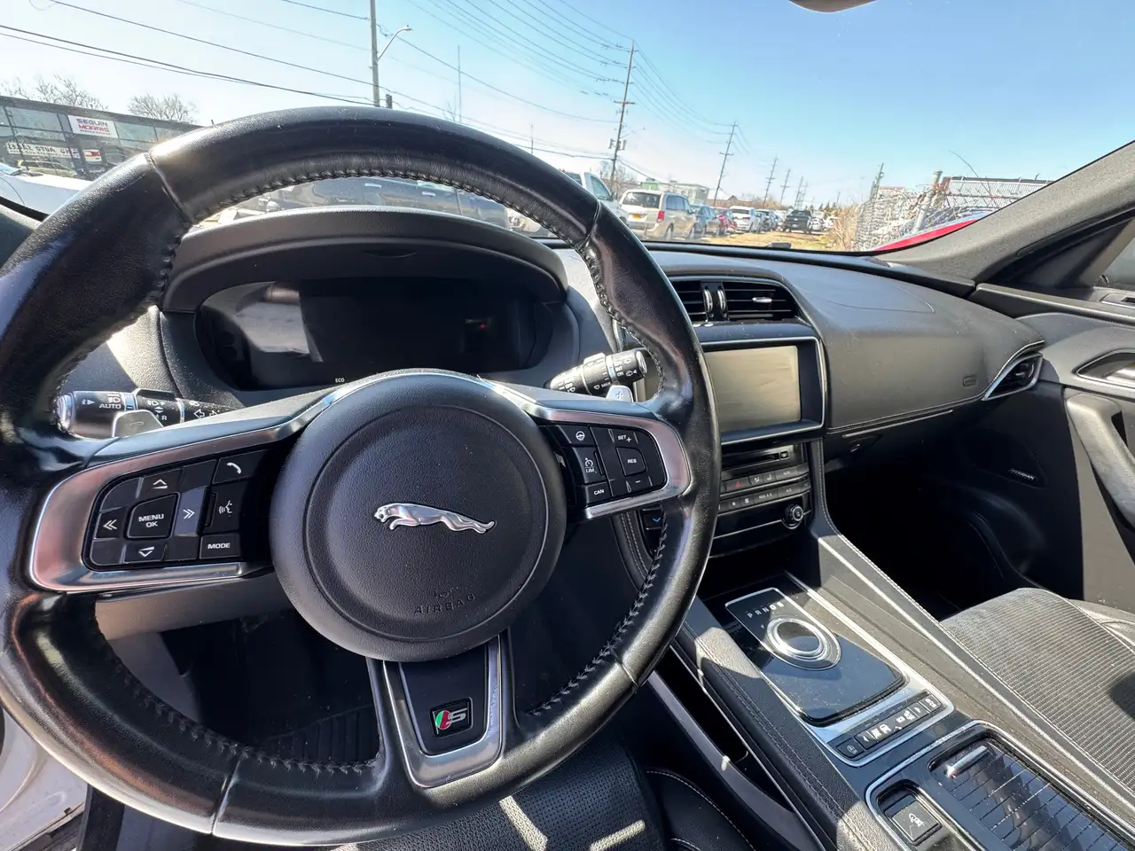 Jaguar F-Pace снимка Jaguar F-Pace