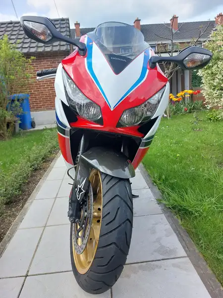 Honda CBR 1000 - foto 6