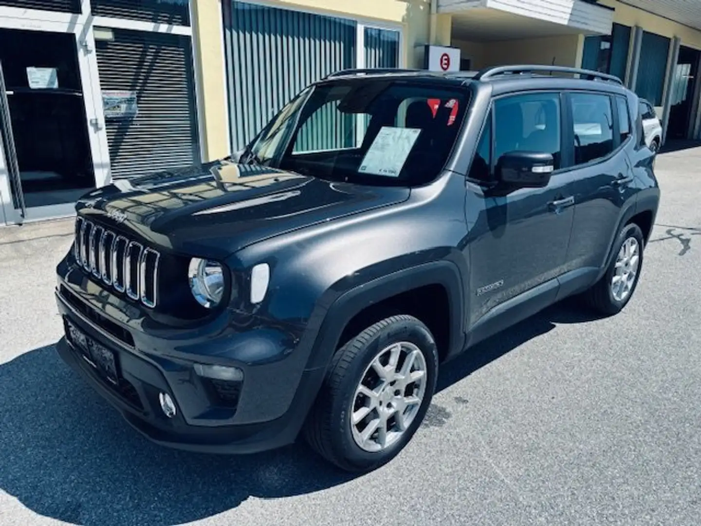 Jeep Renegade Grau - 1