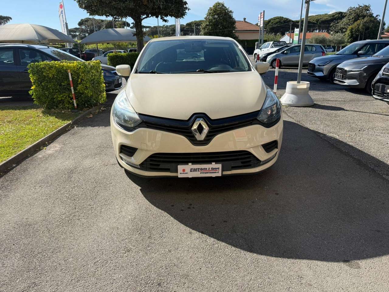 Renault Clio Clio IV 2017 1.2 16v Zen 75cv