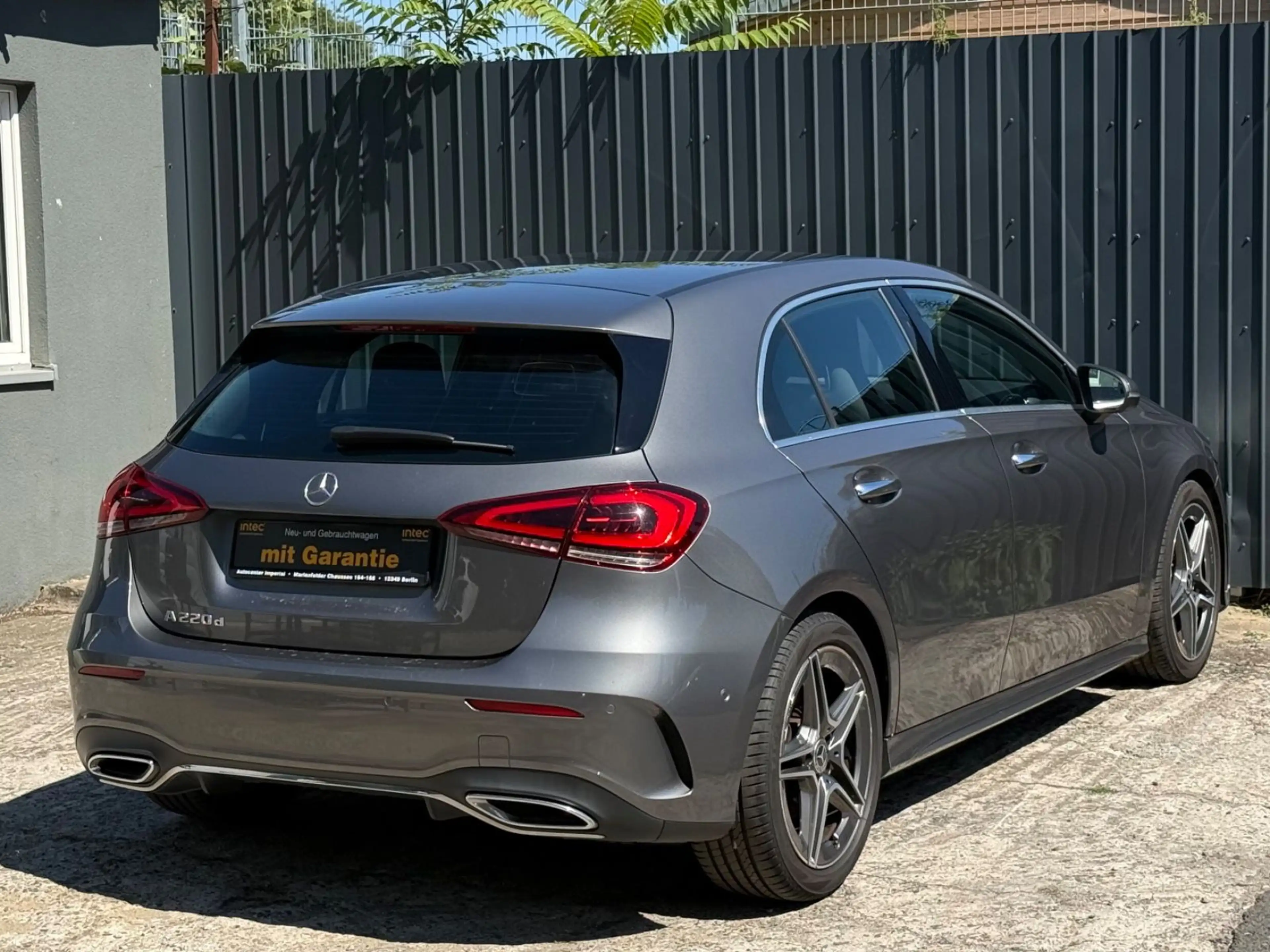 Mercedes-Benz A 220 d AMG/ Ambiente/Spur/R-Kamera/LED/Keyl./AHK — photo 6