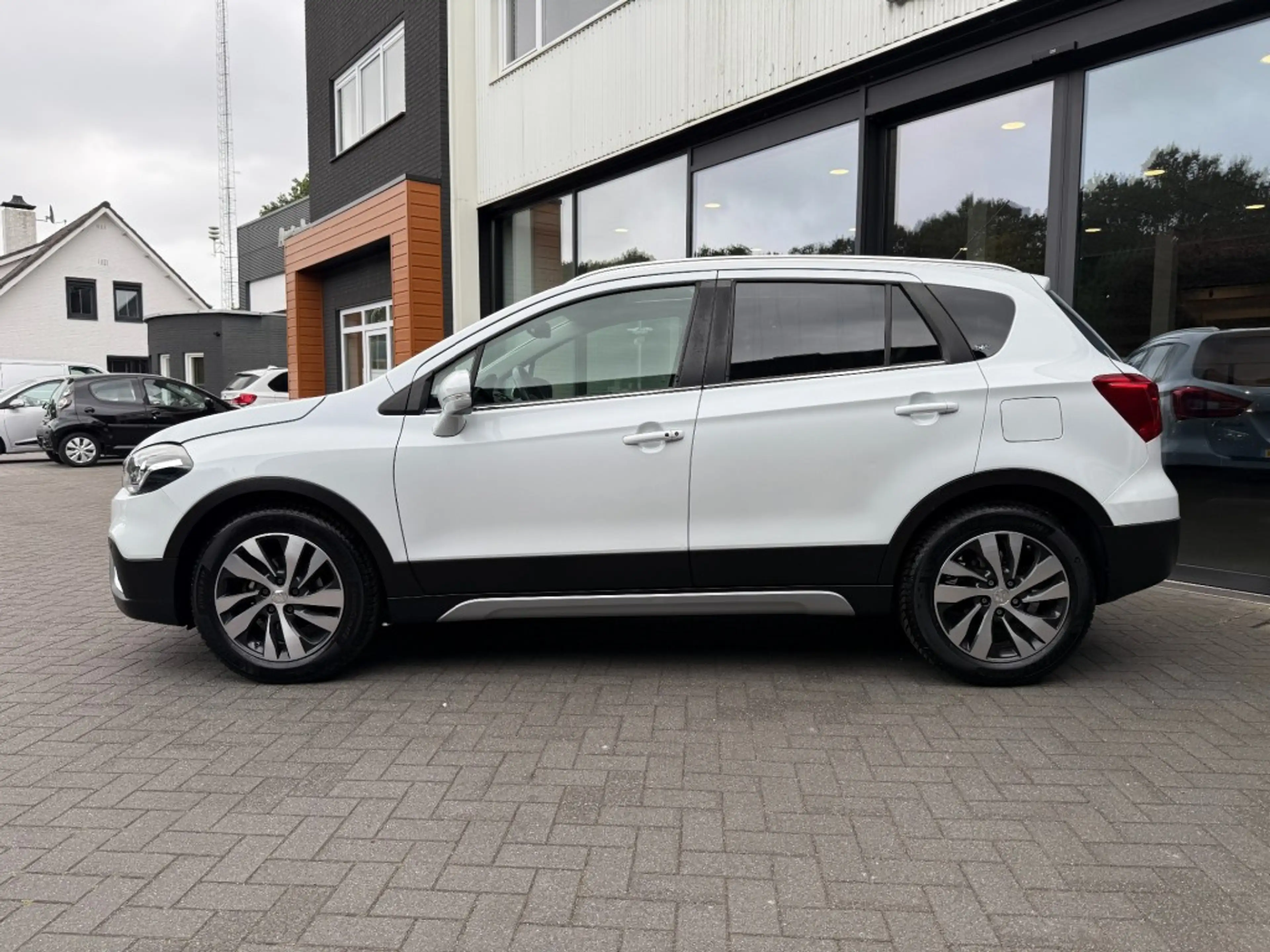 Suzuki SX4 S-Cross 1.4 140pk Exclusive,Leer,LED,Schuifdak,Camera,Stoe — photo 4