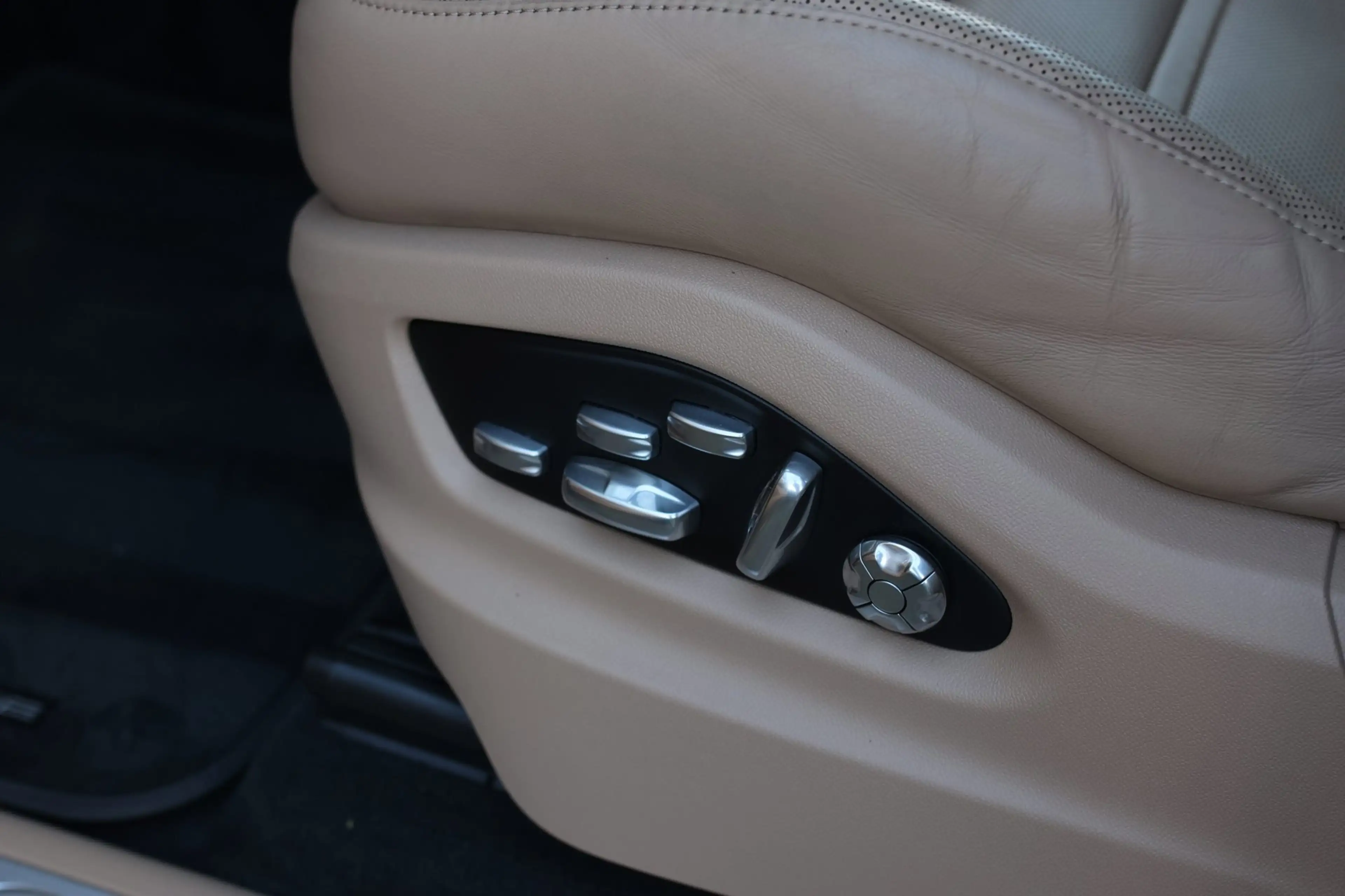 Porsche Cayenne Coupé 3.0 E-Hybrid *Pano*Sport Design*Sportuitlaat — photo 40
