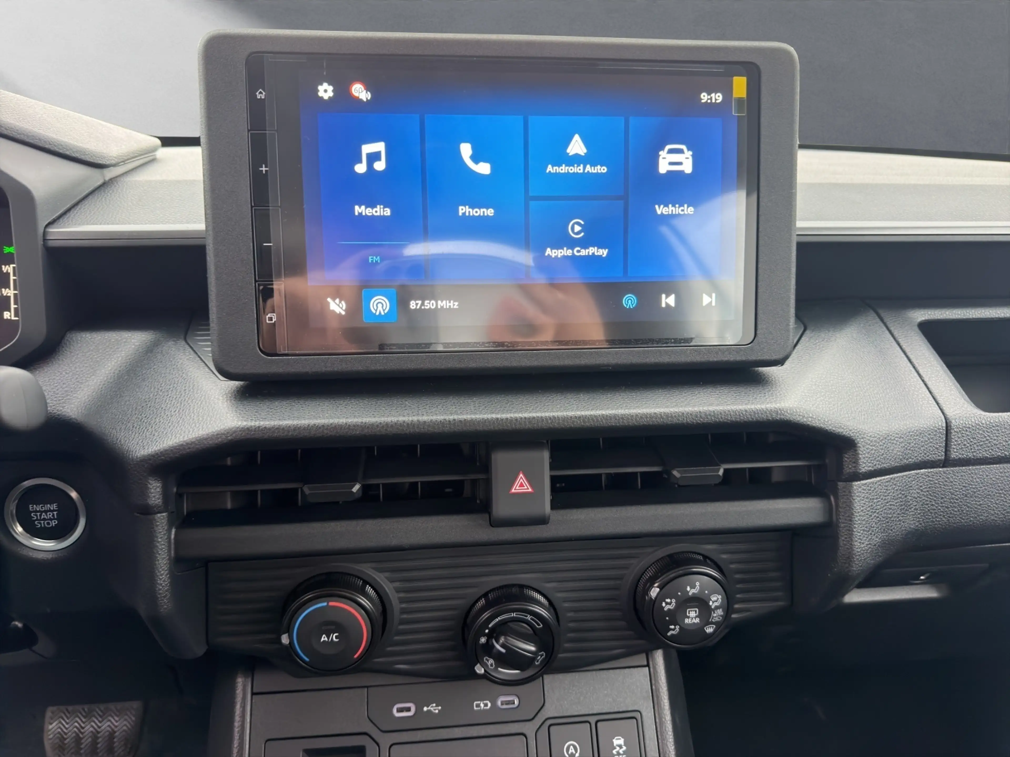 Toyota Hilux DOUBLE CAB 2.8*DUTY*AUTOAMTIK*15 J. GARANT — photo 15