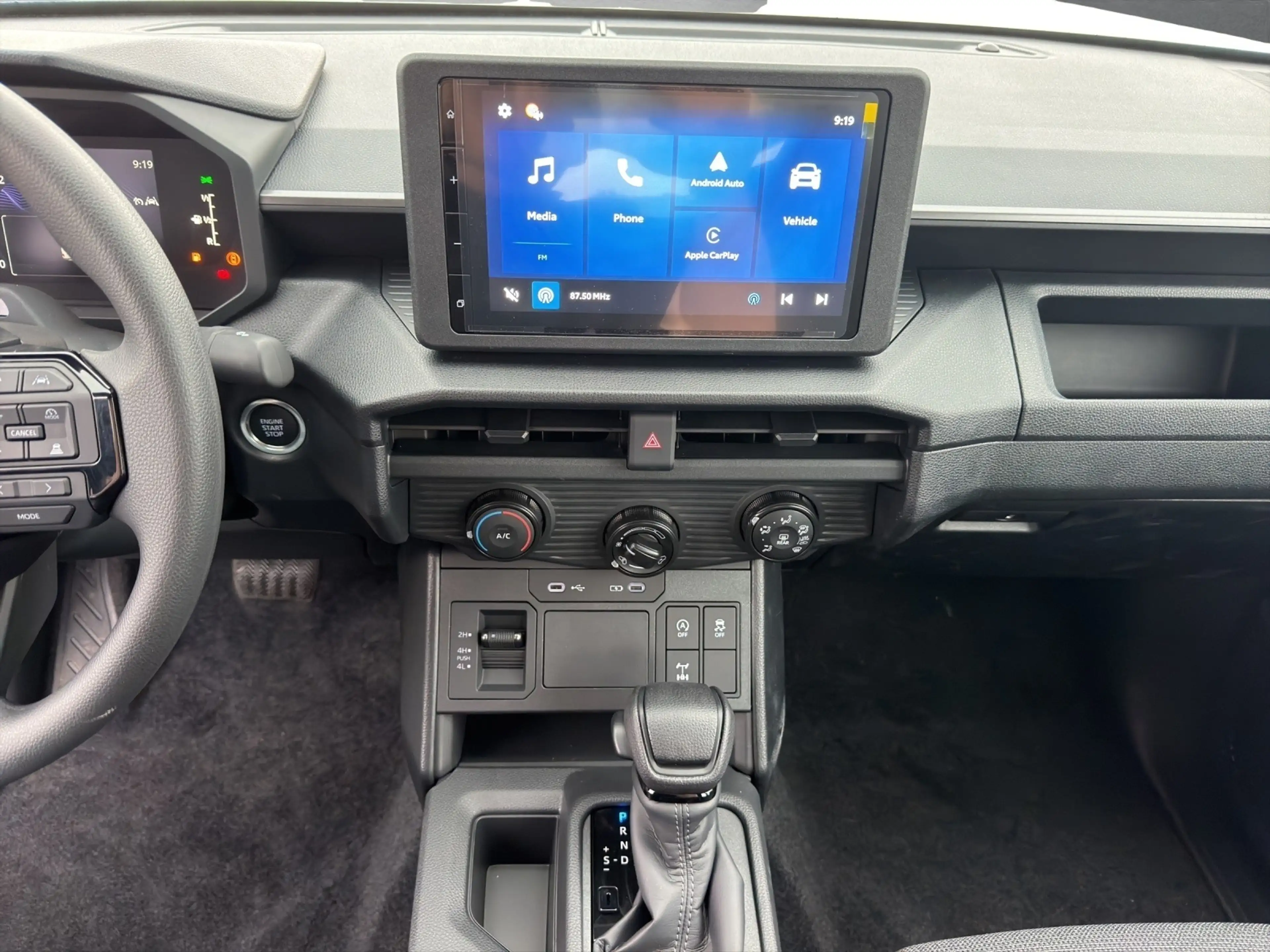 Toyota Hilux DOUBLE CAB 2.8*DUTY*AUTOAMTIK*15 J. GARANT — photo 14