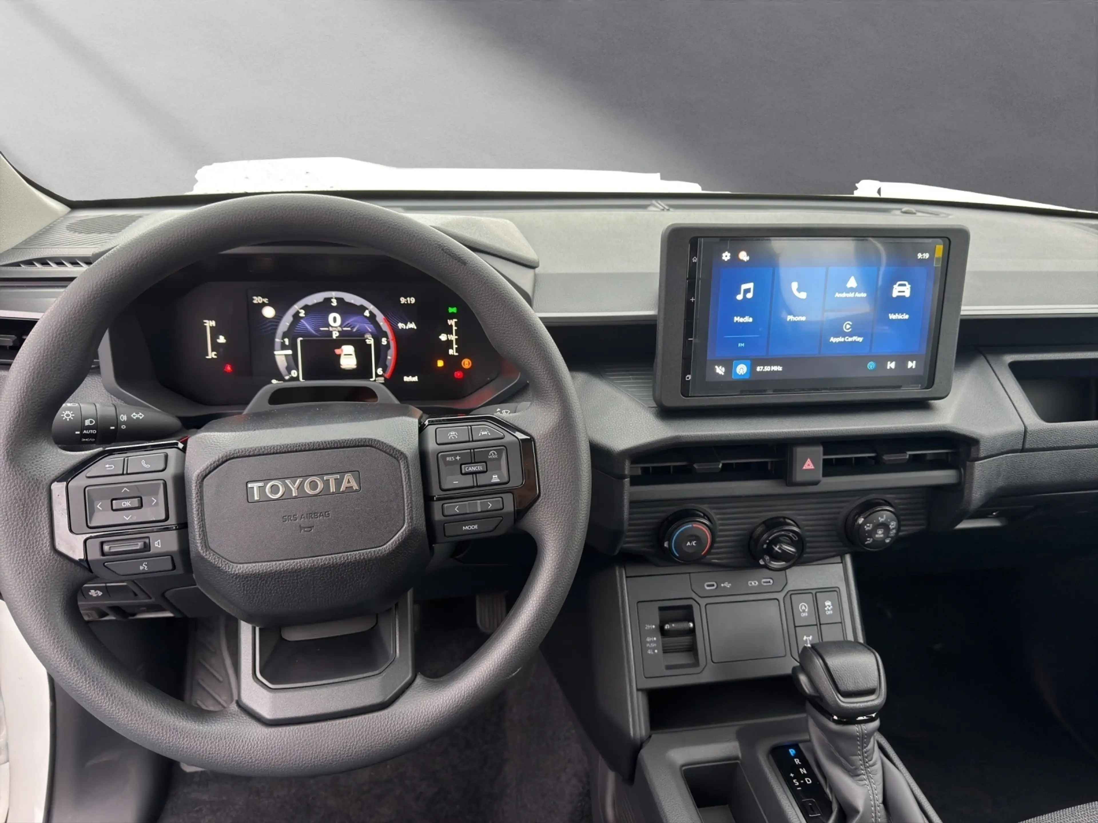 Toyota Hilux DOUBLE CAB 2.8*DUTY*AUTOAMTIK*15 J. GARANT — photo 13