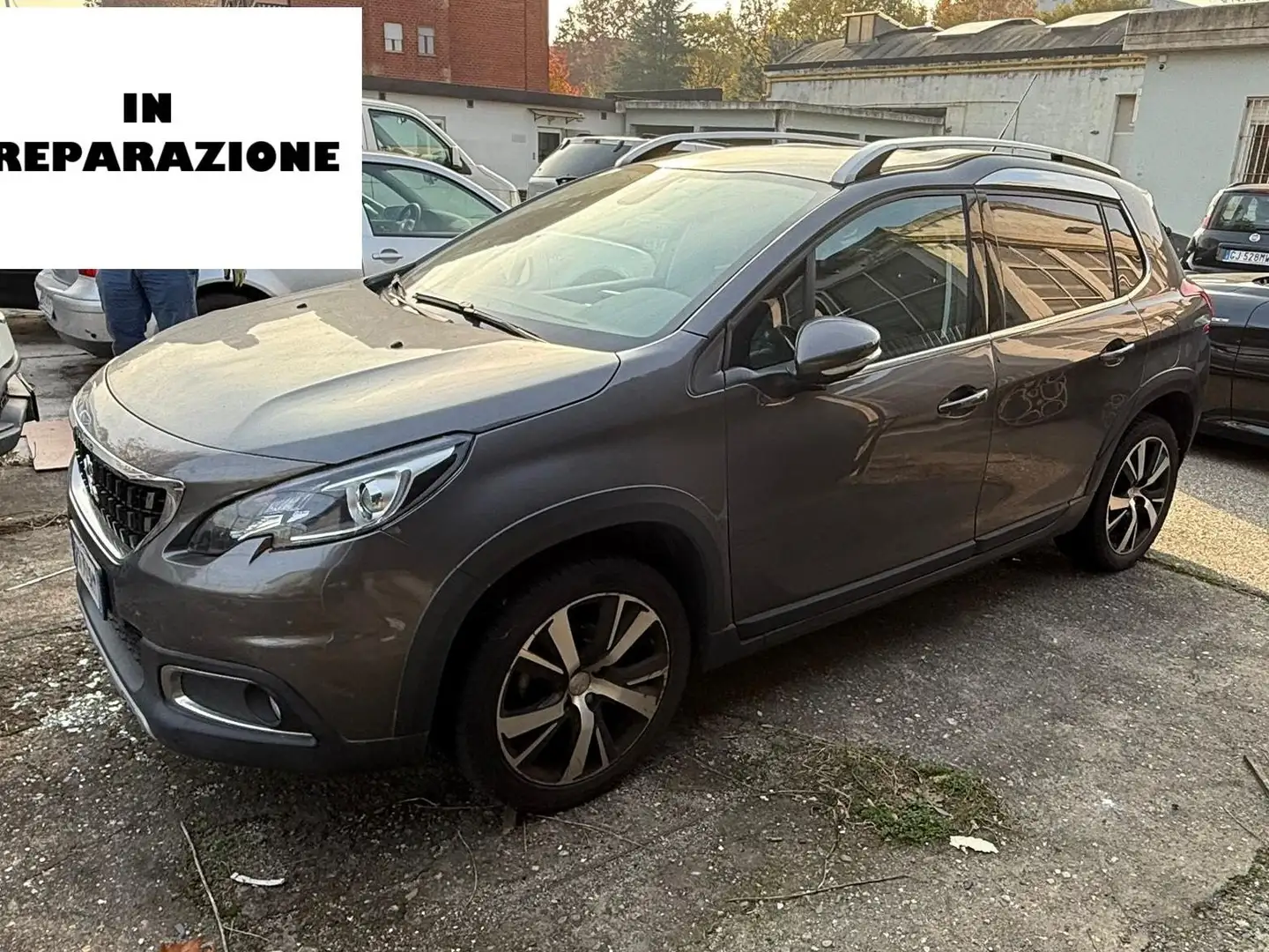 Peugeot 2008 1.6 bluehdi Allure 100cv/Unico propriet Grau - 1