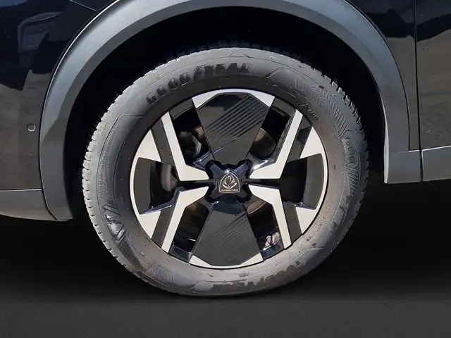 Peugeot 2008 view 8