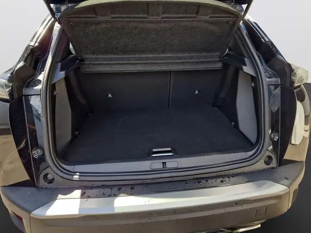 Peugeot 2008 view 7