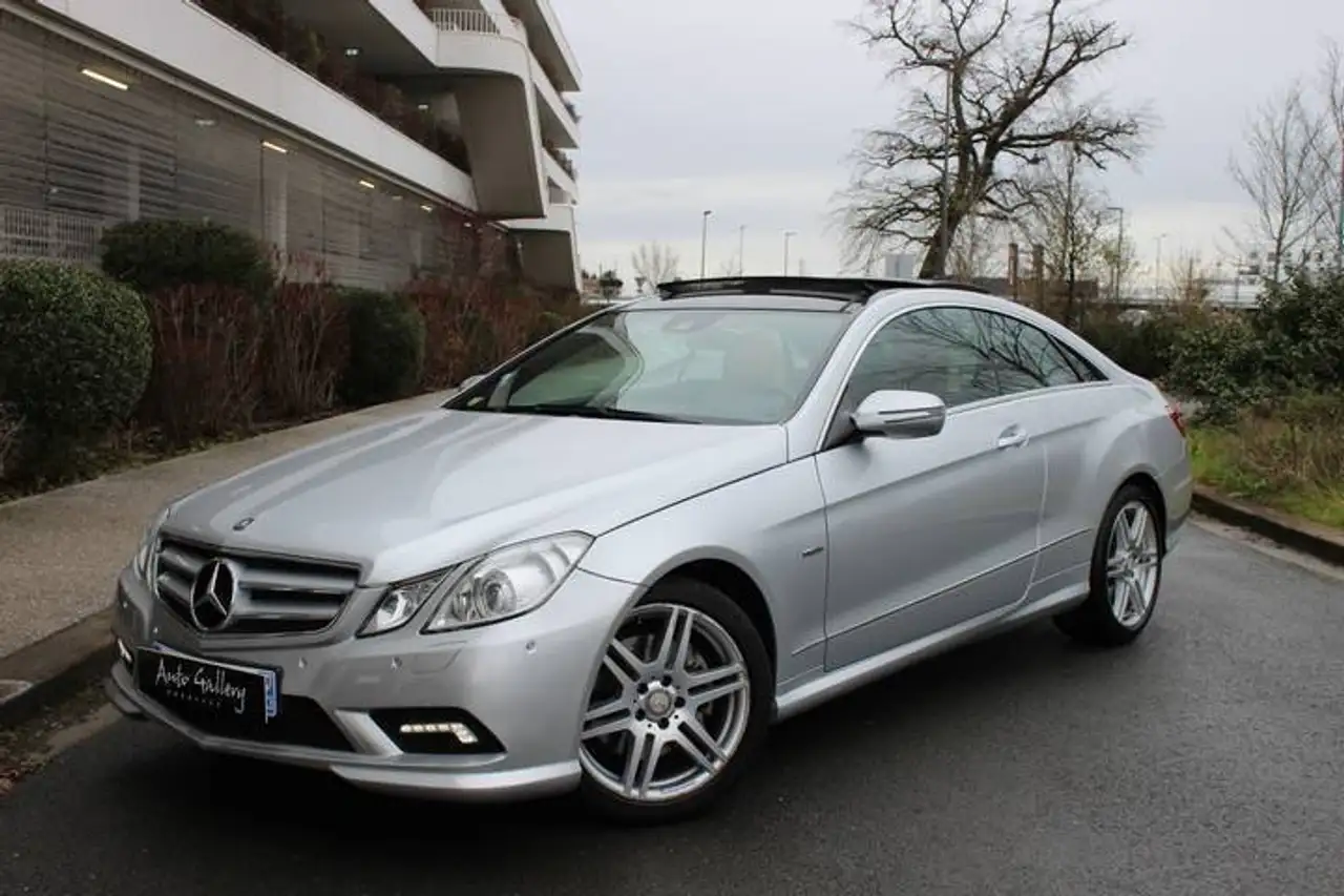 Mercedes-Benz E 200