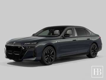 M760e xDrive / Dravitgrau / M Performance / Like New / FULL