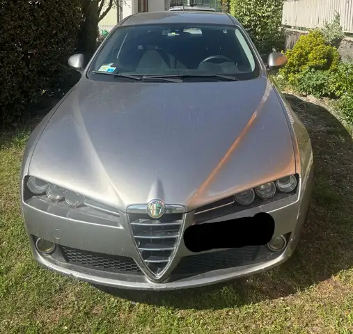 Alfa Romeo 159