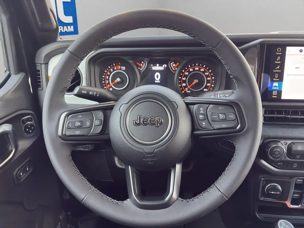 Jeep Gladiator снимка Jeep Gladiator