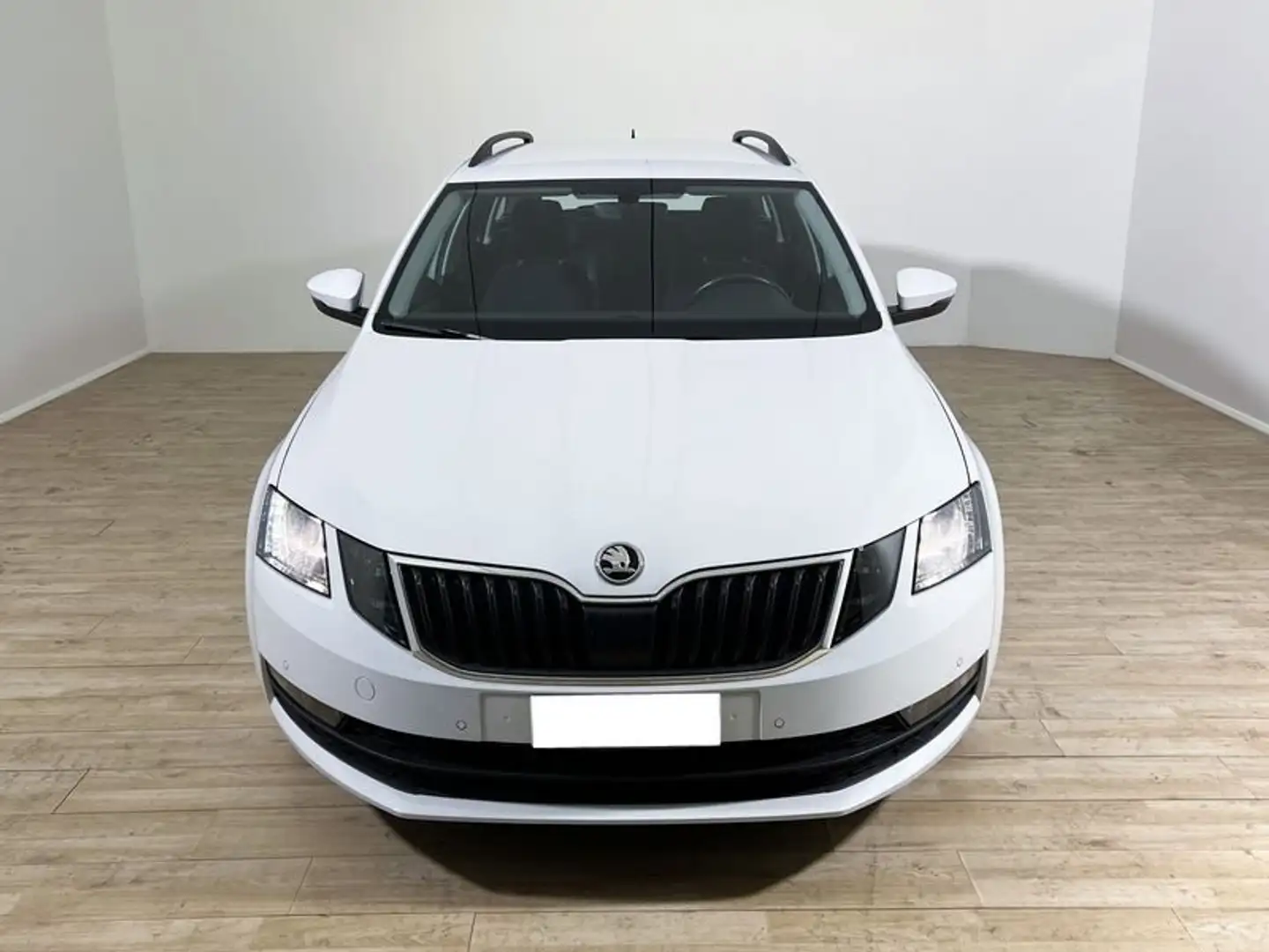 Skoda Octavia 1.5 DSG Wagon Executive G-Tec Bianco - 2