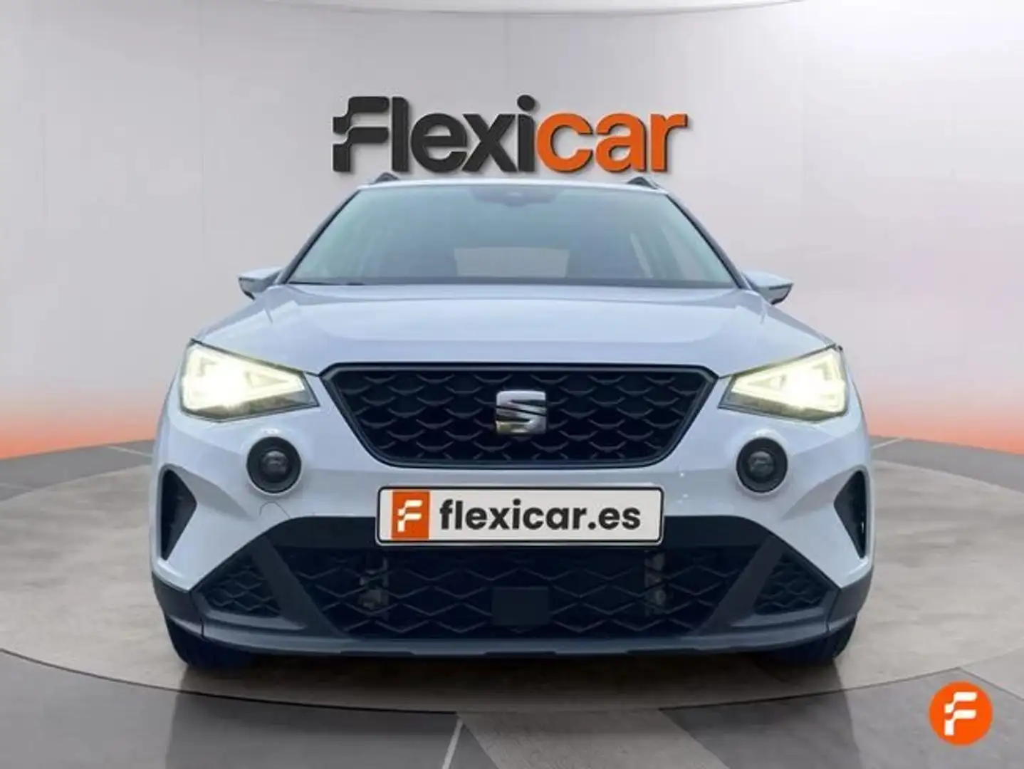 SEAT Arona 1.0 TSI 85kW (115CV) DSG FR XL Blanco - 2