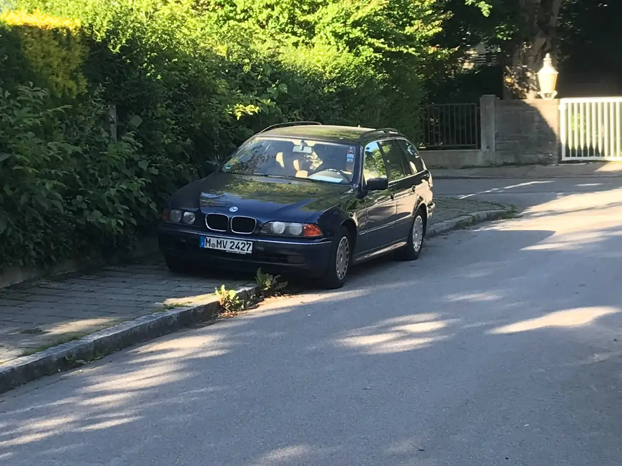 BMW 520i touring, foto 2