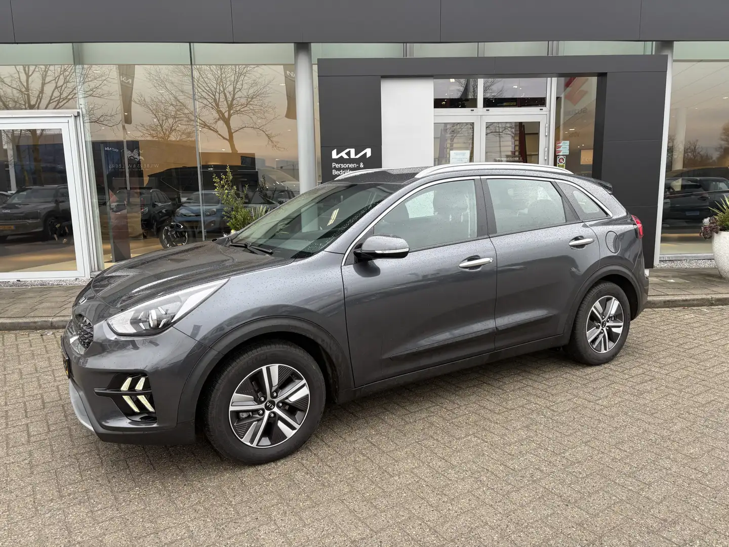 Kia Niro 1.6 GDi Hybrid DynamicLine 1e eigenaar // 22.000 / Gris - 1