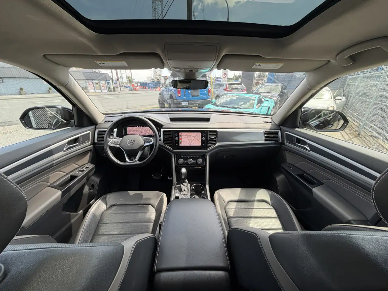 Volkswagen Atlas снимка Volkswagen Atlas