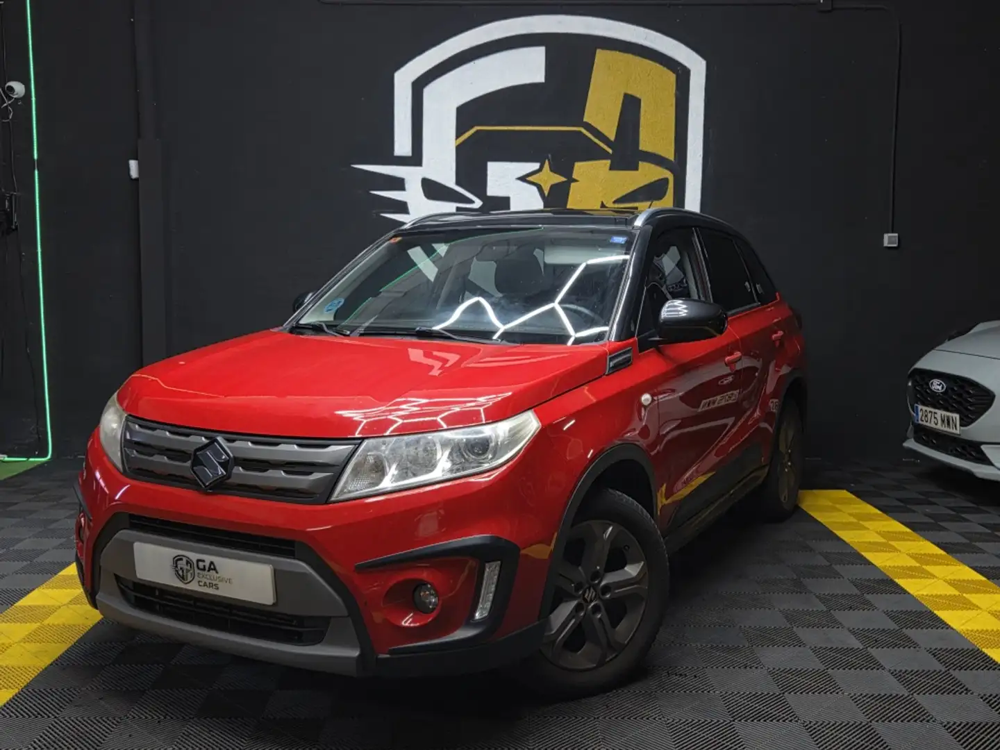 Suzuki Vitara 1.6DDiS GLE Rojo - 1