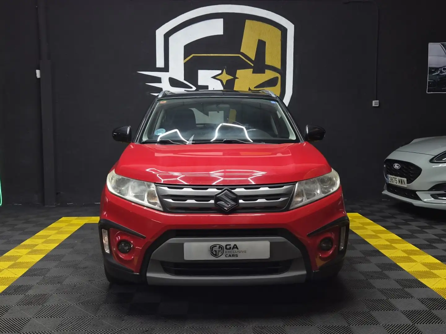 Suzuki Vitara 1.6DDiS GLE Rojo - 2
