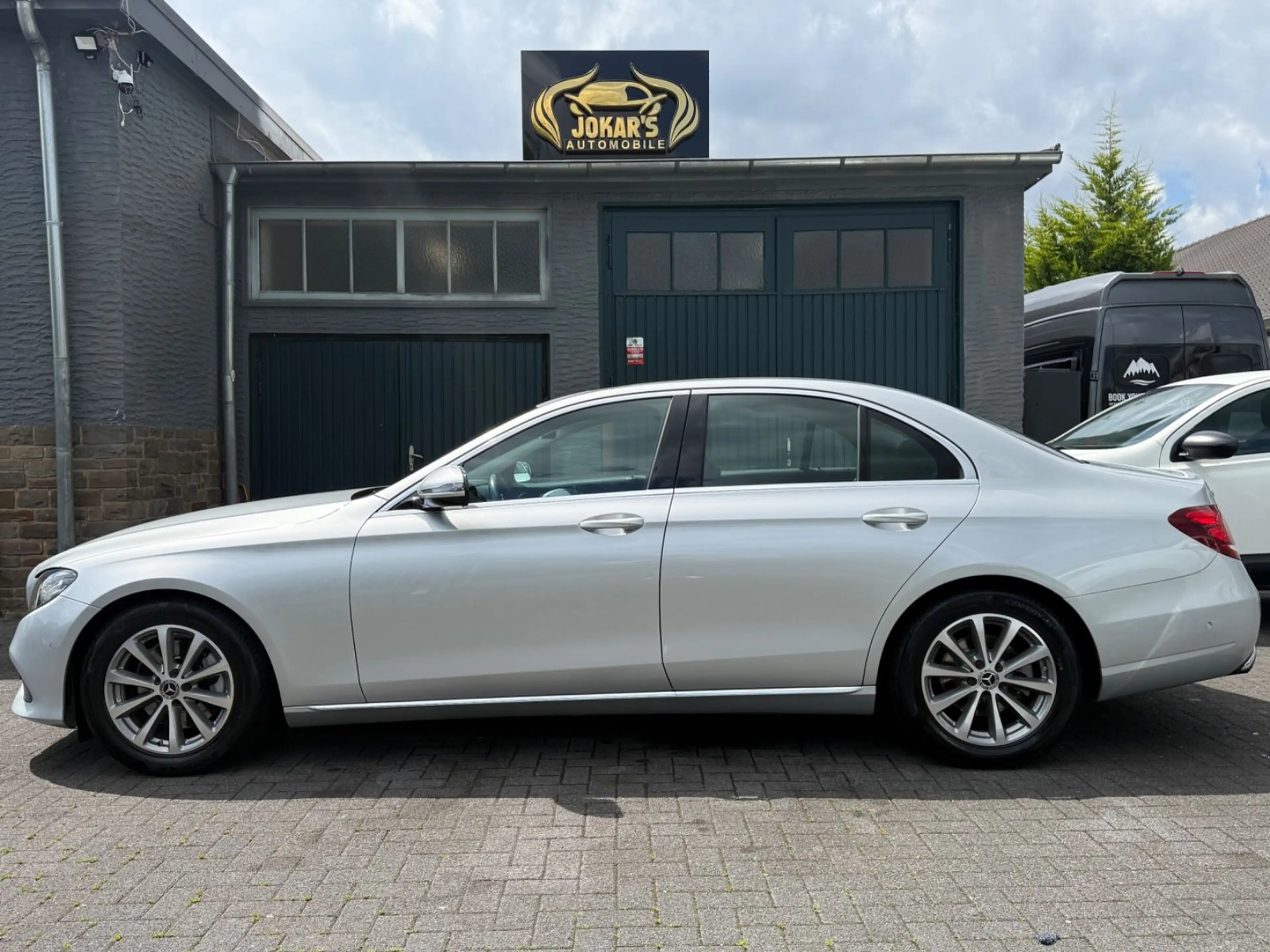 Mercedes-Benz E 200 4Matic*1-Hand*Garantie — photo 8