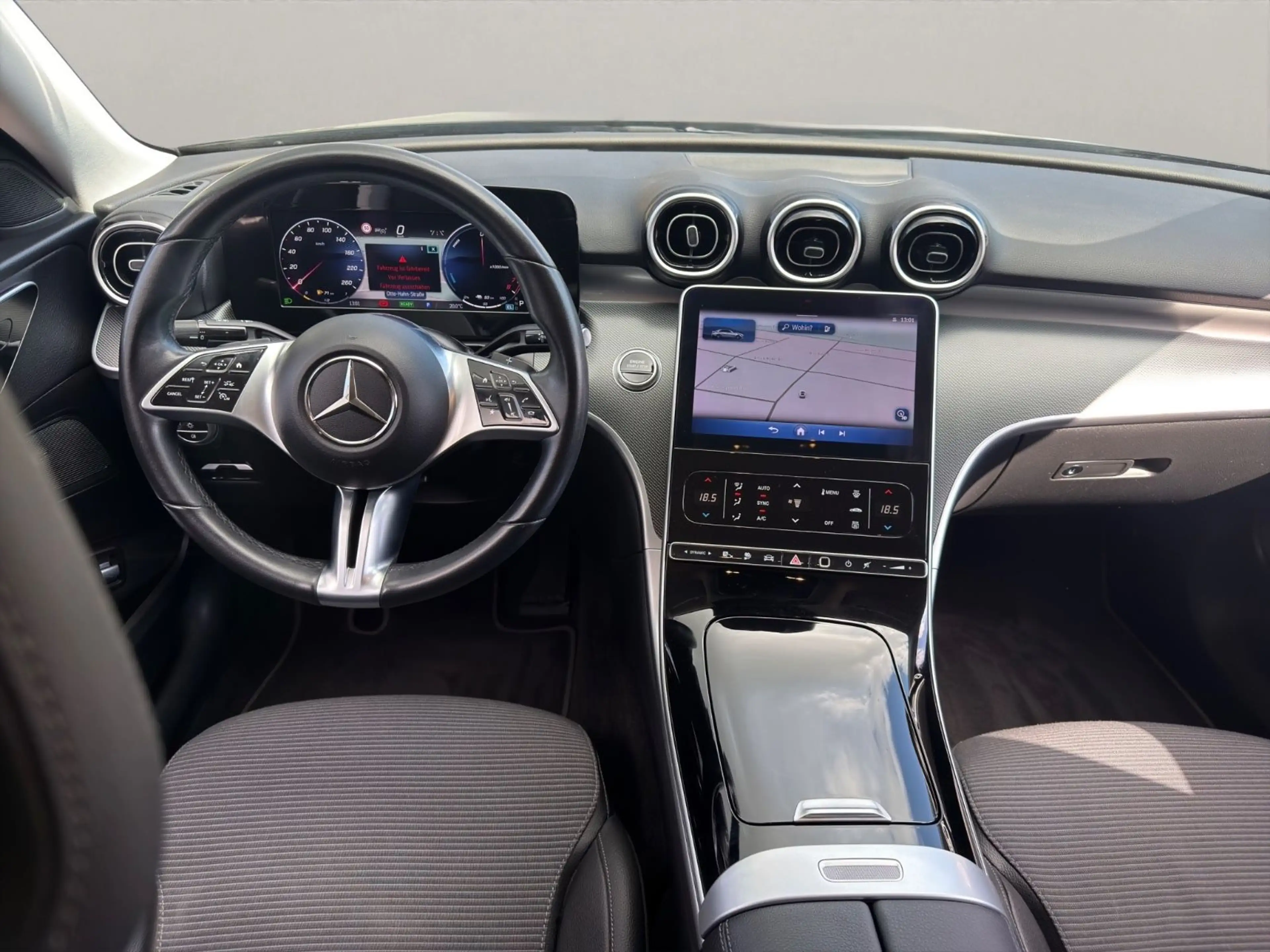 Mercedes-Benz C 300 e hybrid Avantgarde *LED*9G*NAVI*Digi Light — photo 11