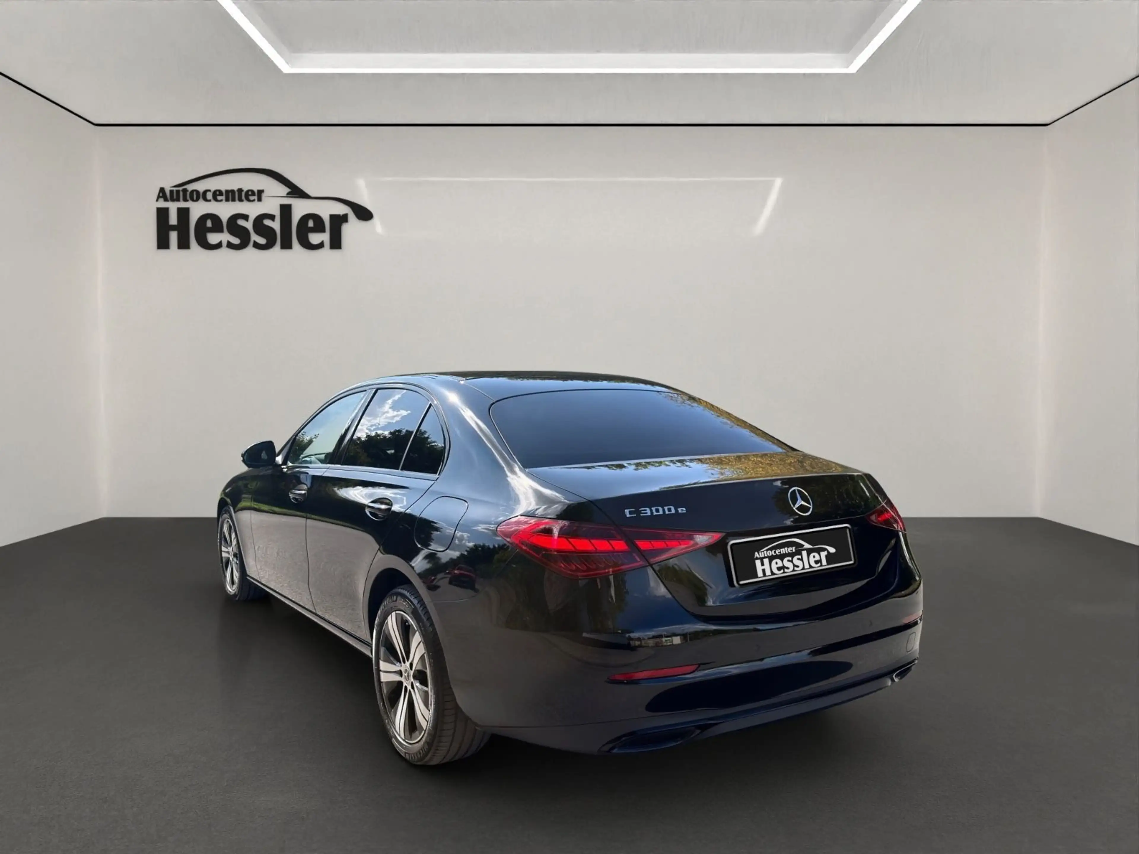 Mercedes-Benz C 300 e hybrid Avantgarde *LED*9G*NAVI*Digi Light — photo 6