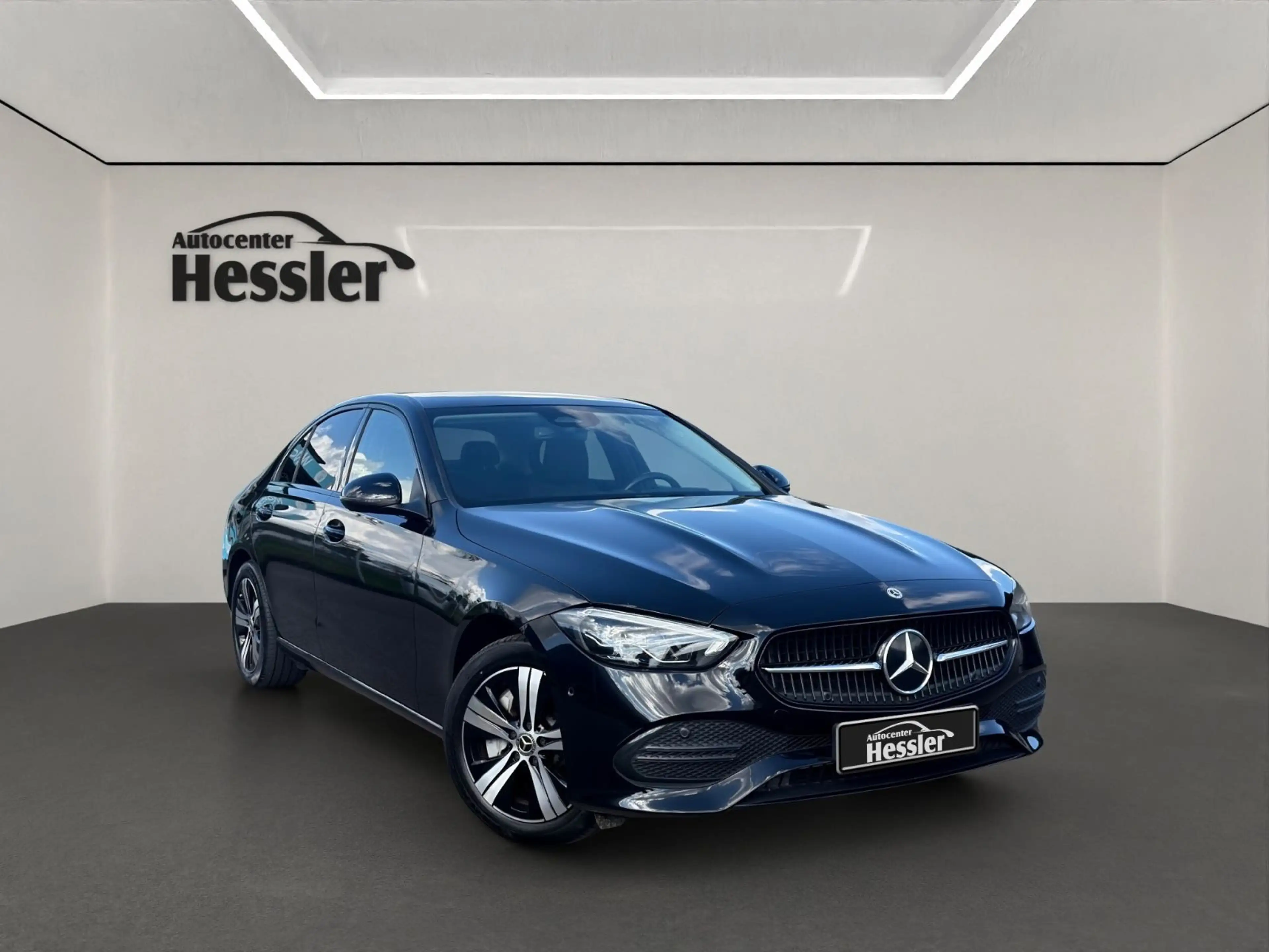 Mercedes-Benz C 300 e hybrid Avantgarde *LED*9G*NAVI*Digi Light — photo 3