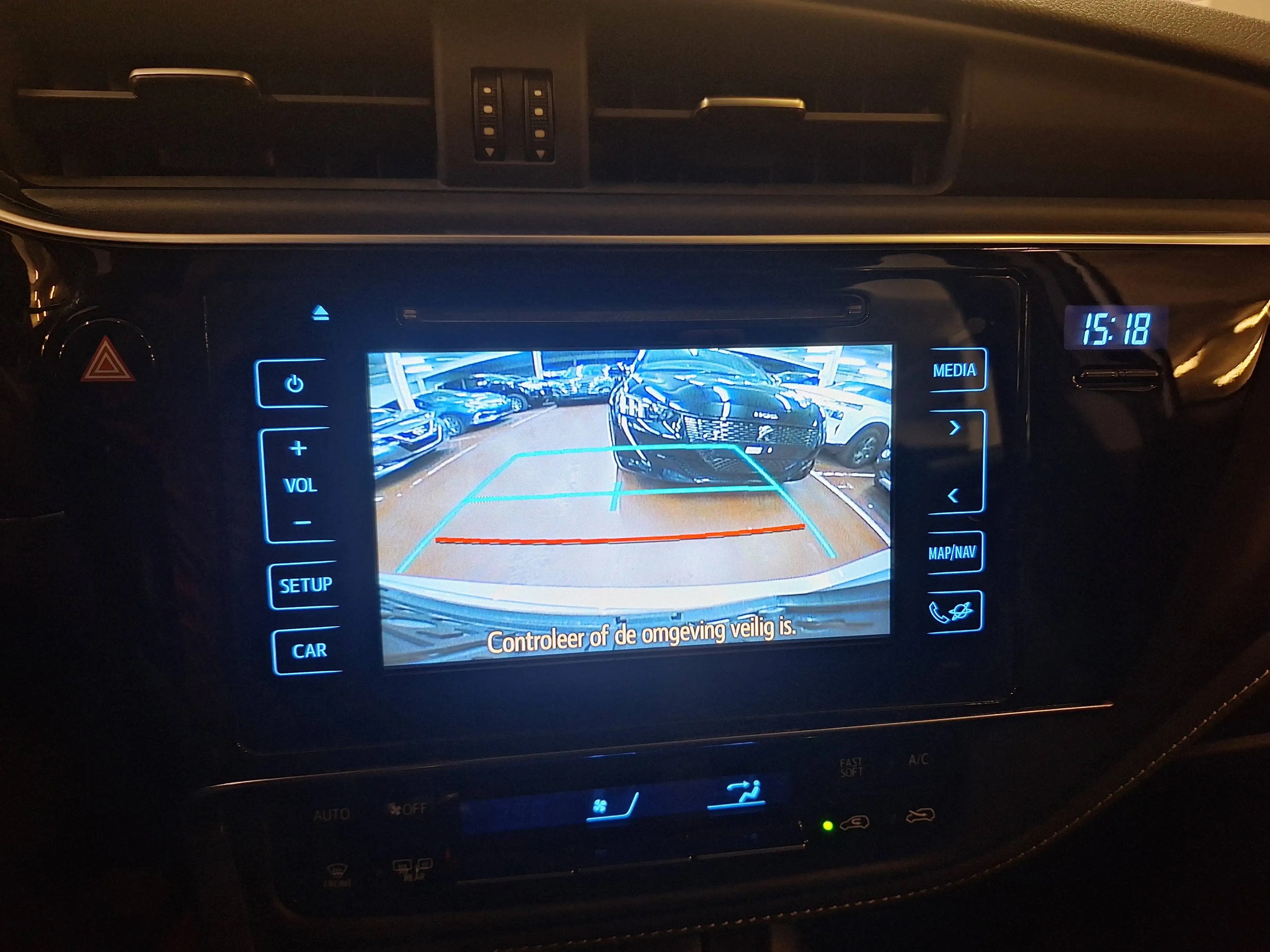 Toyota Auris Auris SW 1.2 Turbo Comfort (EU6.2) — photo 11