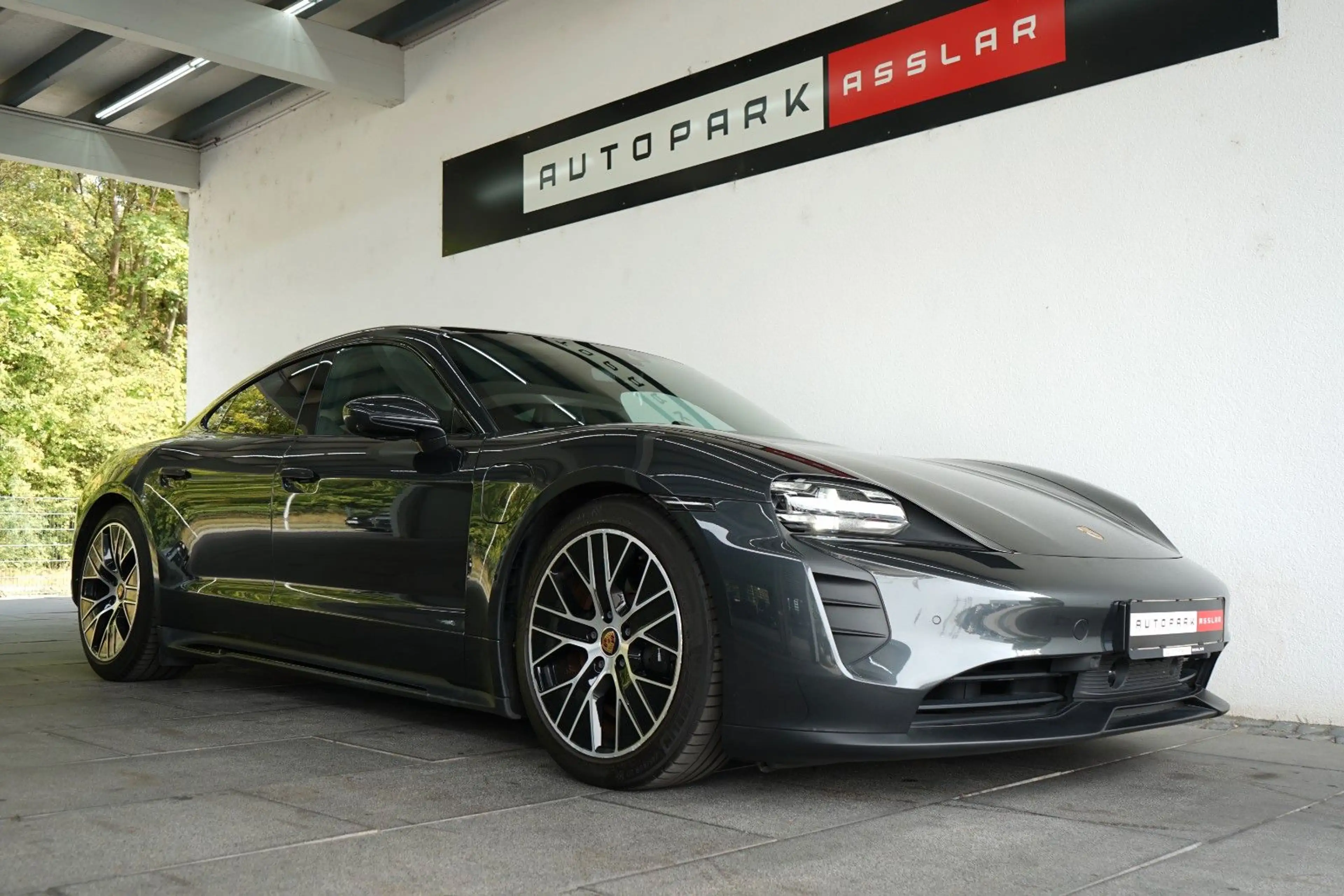 Porsche Taycan GTS/Pano/NightVision/HeadUp/Sitzklima/Mas — photo 2