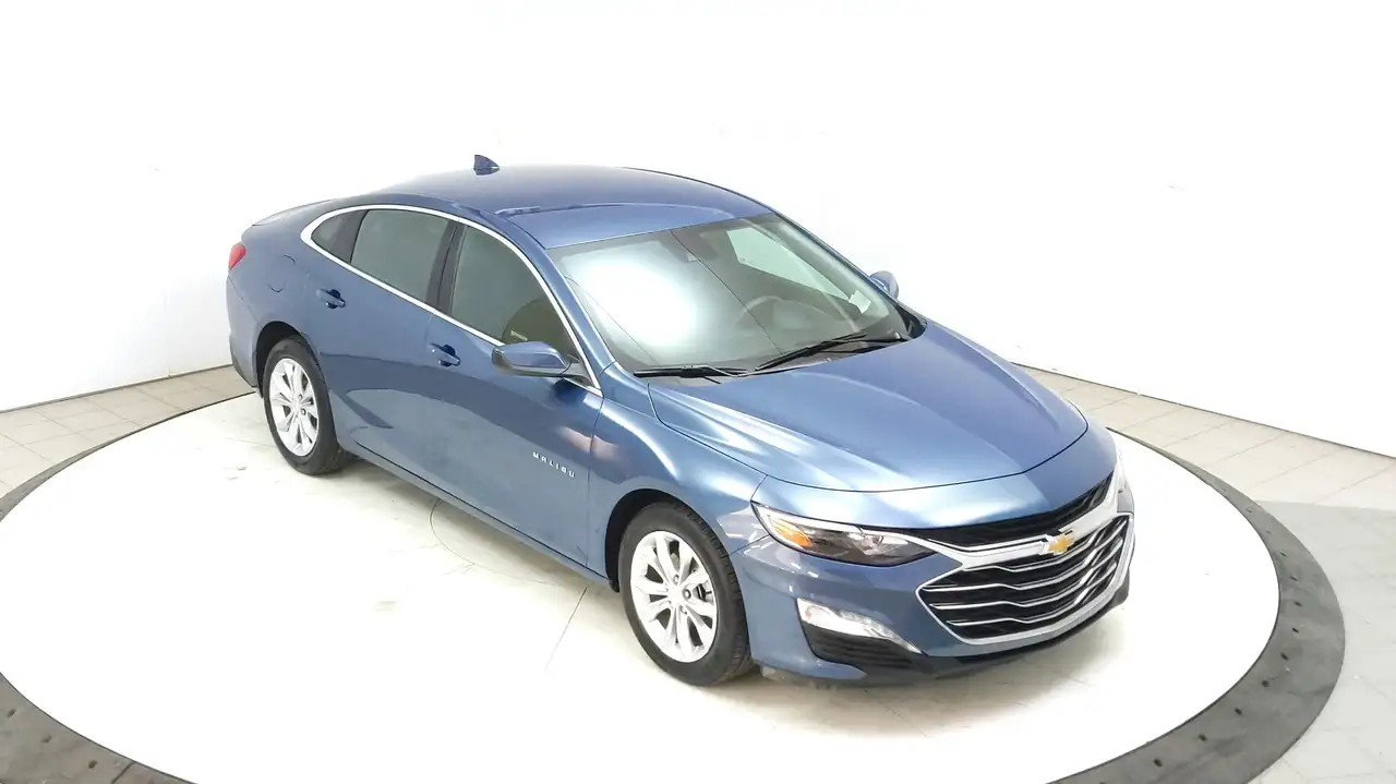 Chevrolet Malibu снимка Chevrolet Malibu
