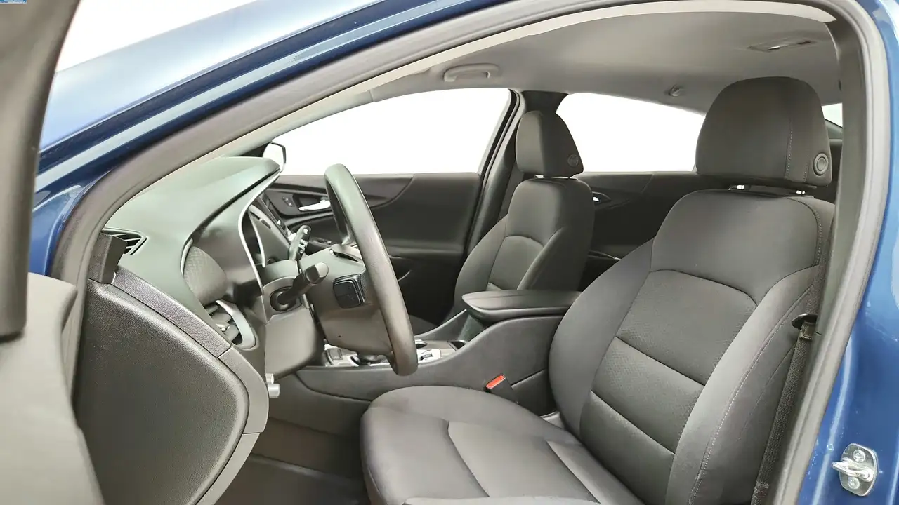 Chevrolet Malibu снимка Chevrolet Malibu