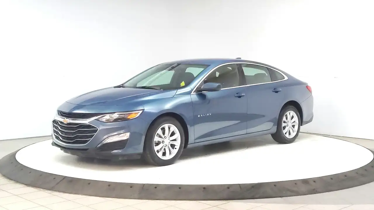 Chevrolet Malibu снимка Chevrolet Malibu