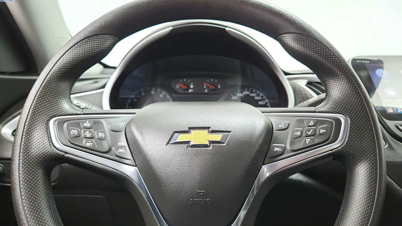 Chevrolet Malibu снимка Chevrolet Malibu